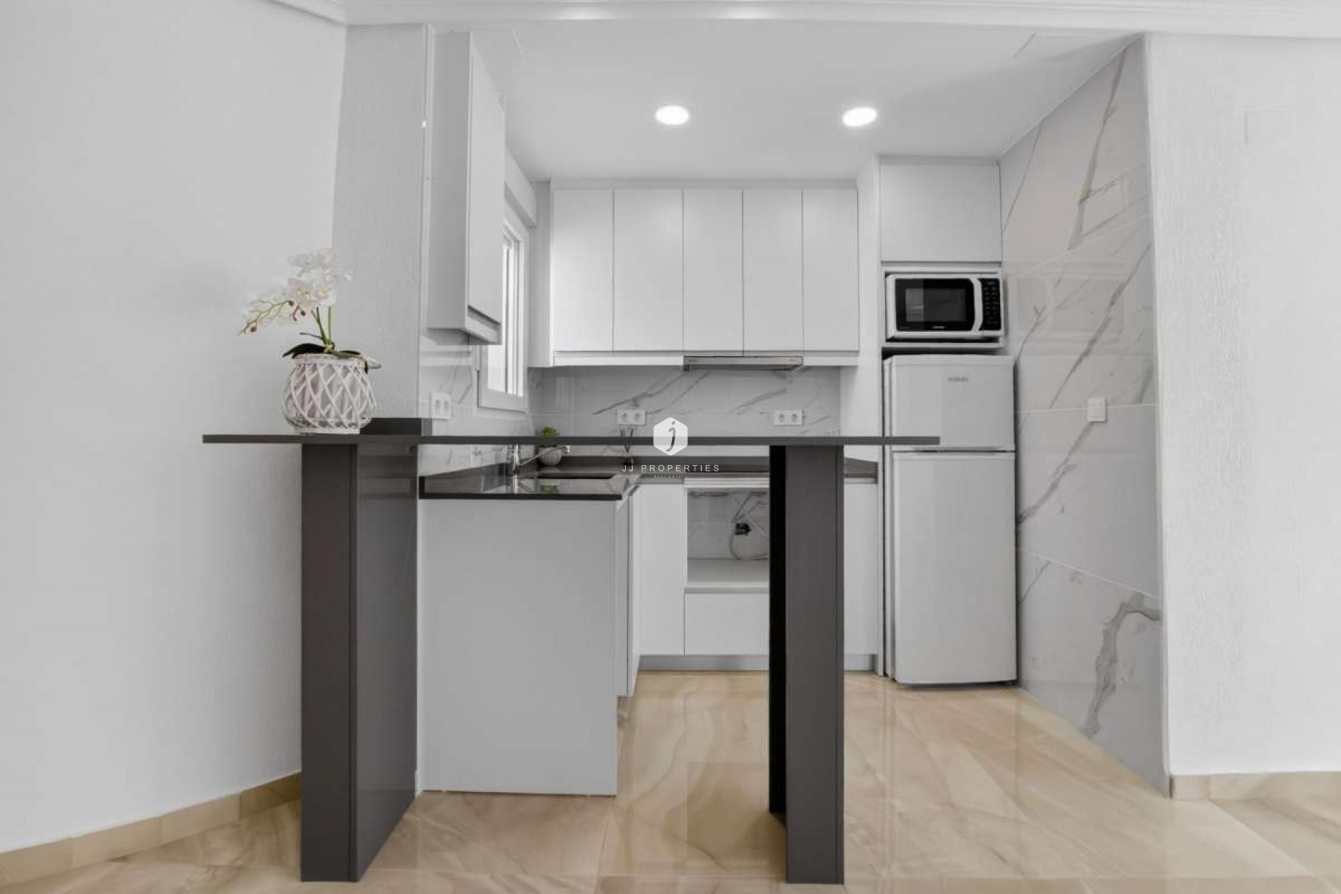 Resale - Apartment / flat -
Torrevieja - Costa Blanca
