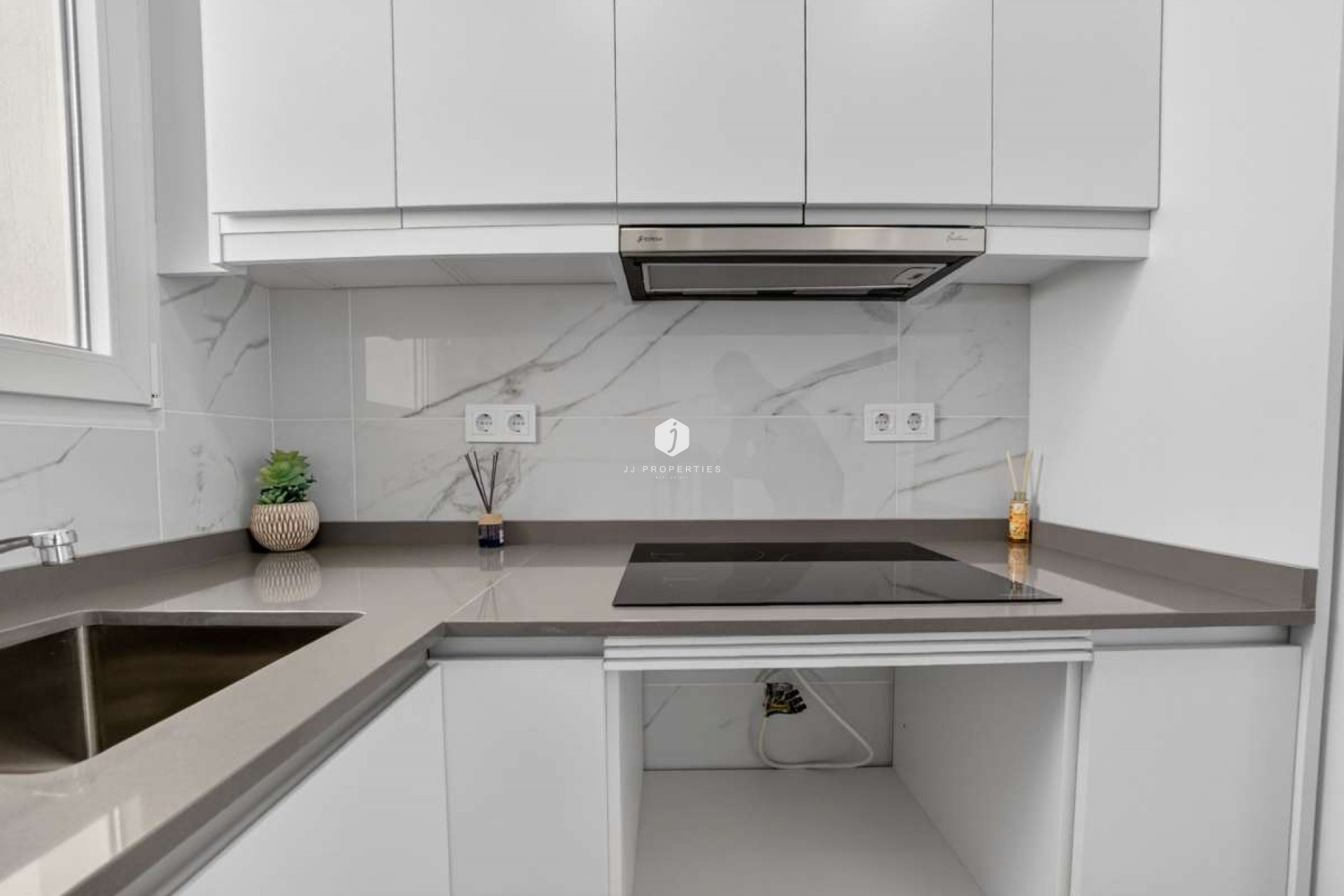 Resale - Apartment / flat -
Torrevieja - Costa Blanca