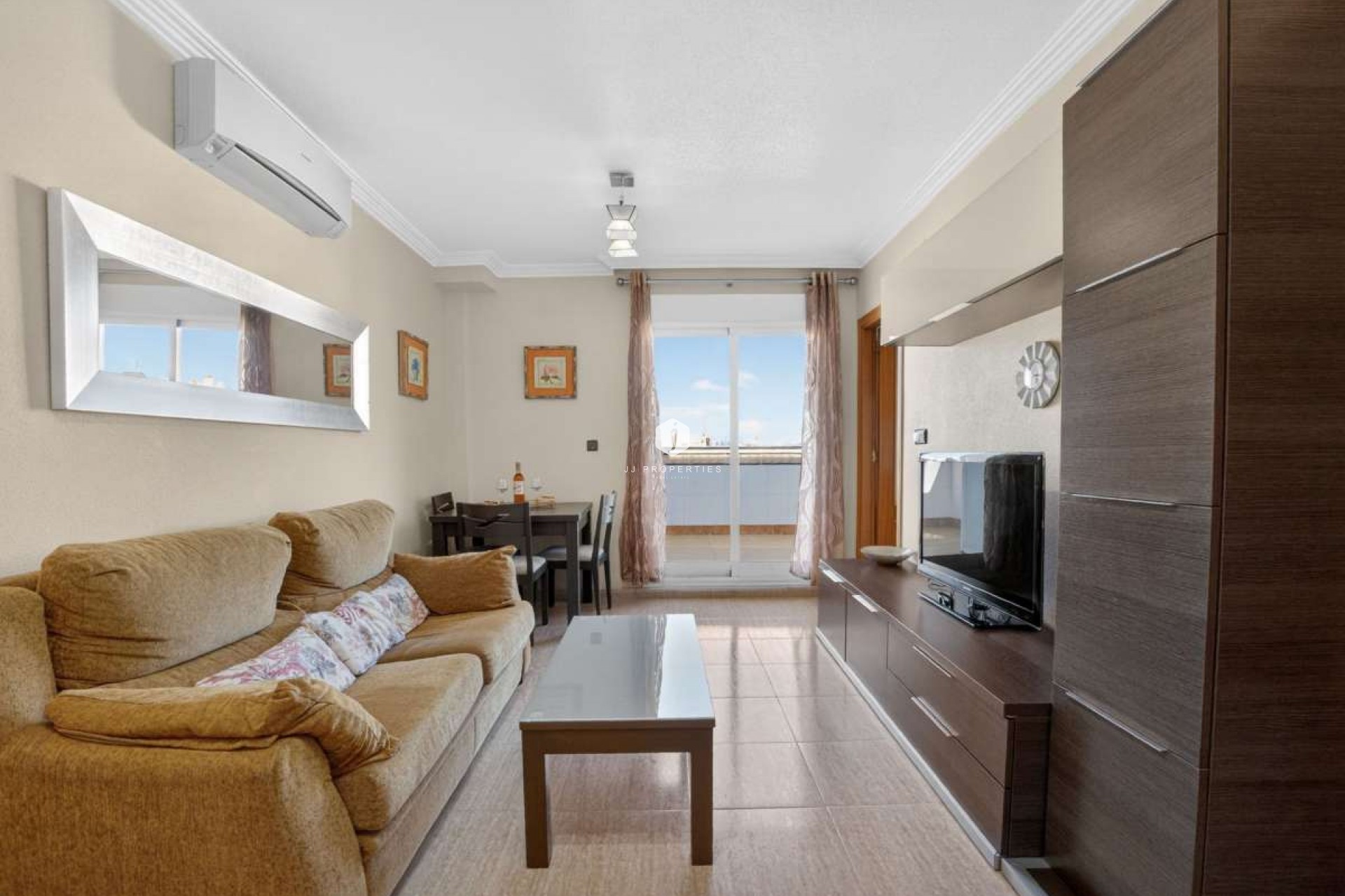 Resale - Apartment / flat -
Torrevieja - Costa Blanca