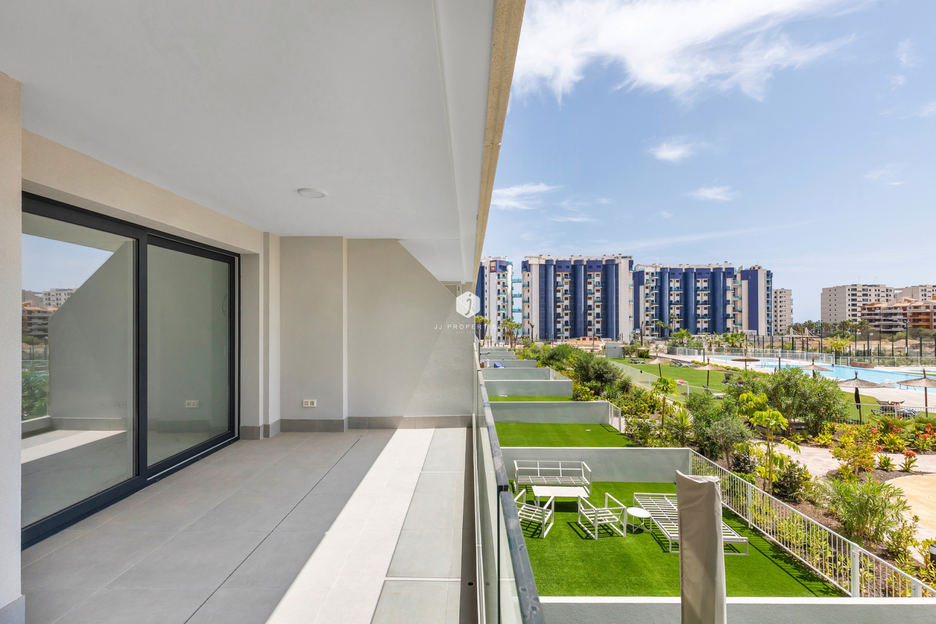 Resale - Apartment / flat -
Torrevieja - Costa Blanca