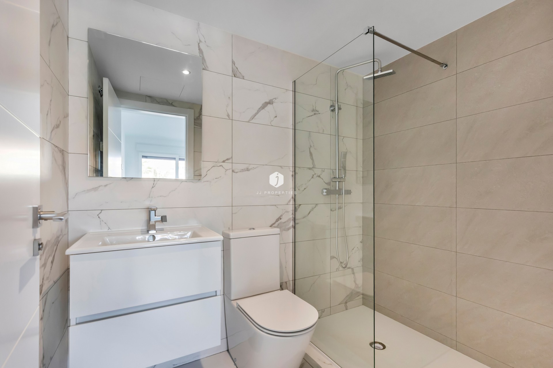 Resale - Apartment / flat -
Torrevieja - Costa Blanca