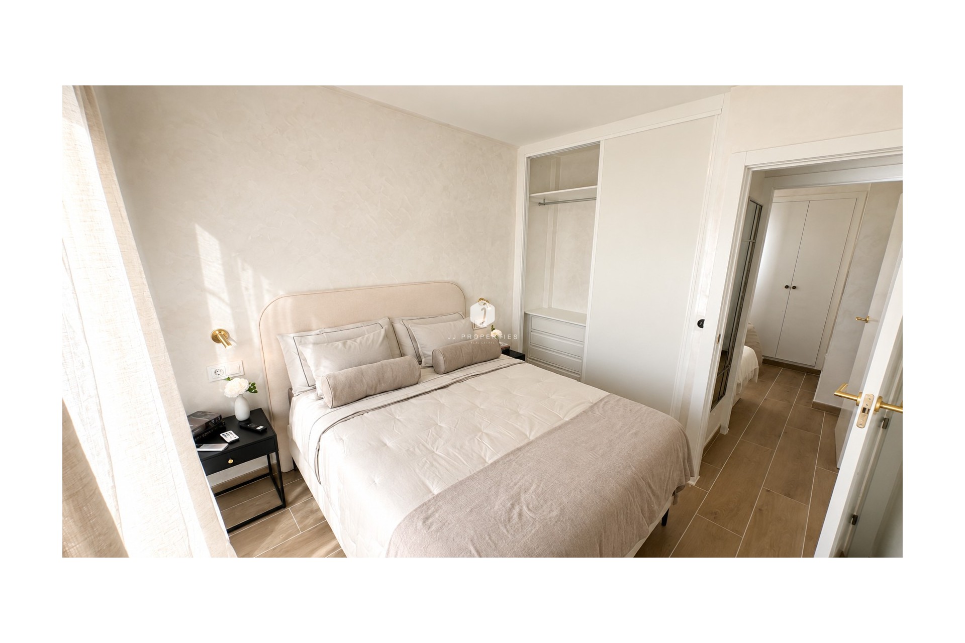 Resale - Apartment / flat -
Torrevieja - Costa Blanca