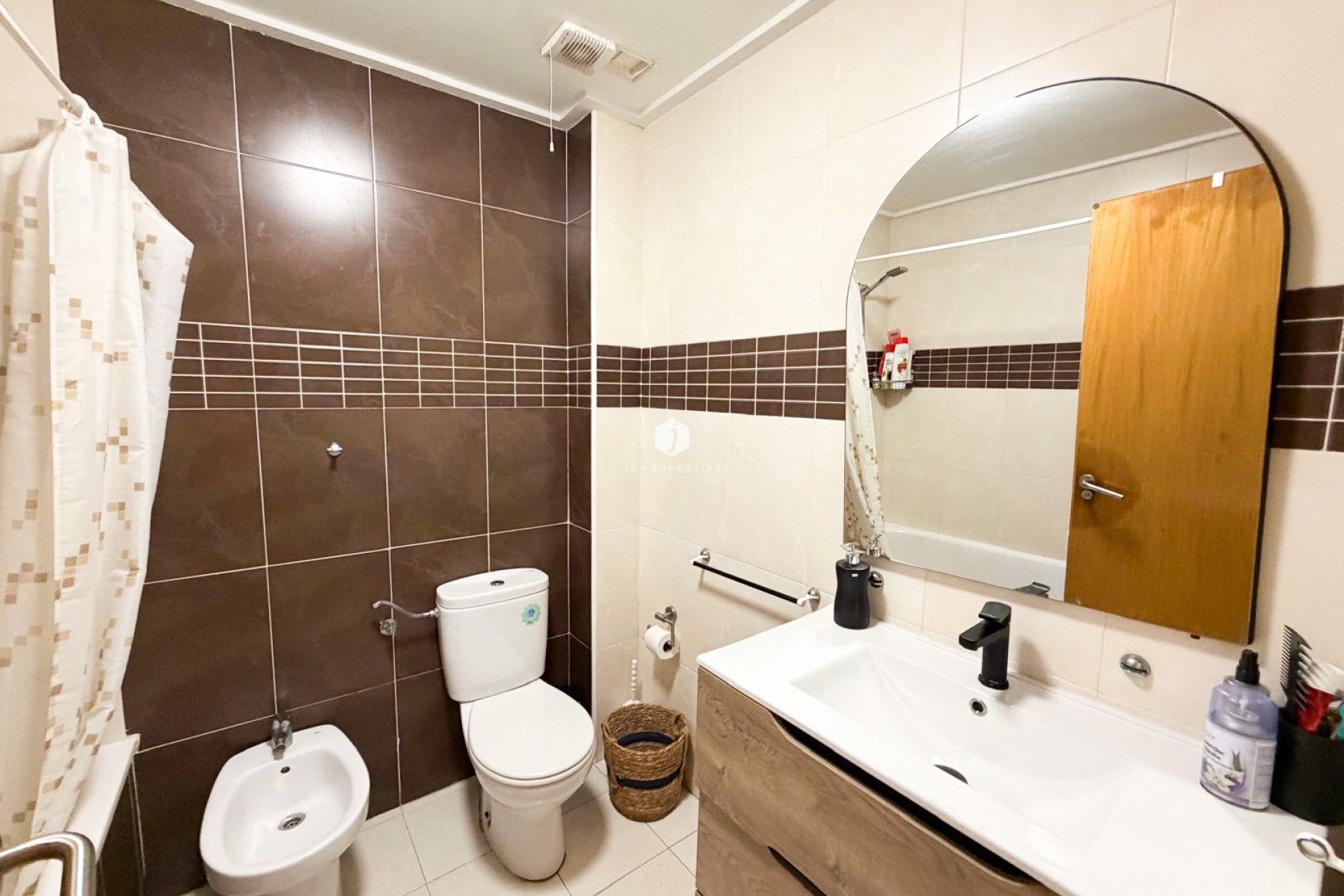 Resale - Apartment / flat -
Torrevieja - Costa Blanca