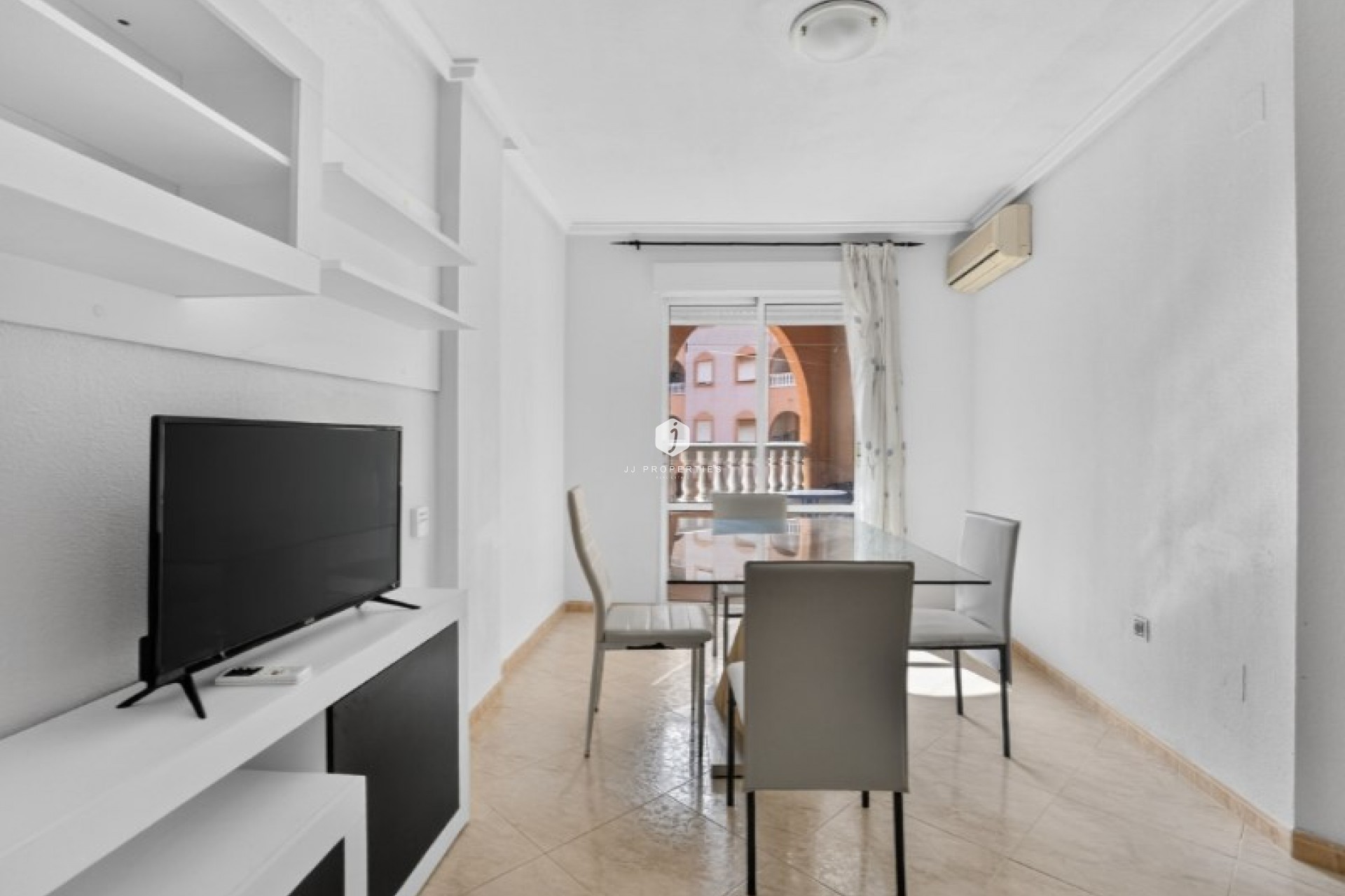 Resale - Apartment / flat -
Torrevieja - Costa Blanca
