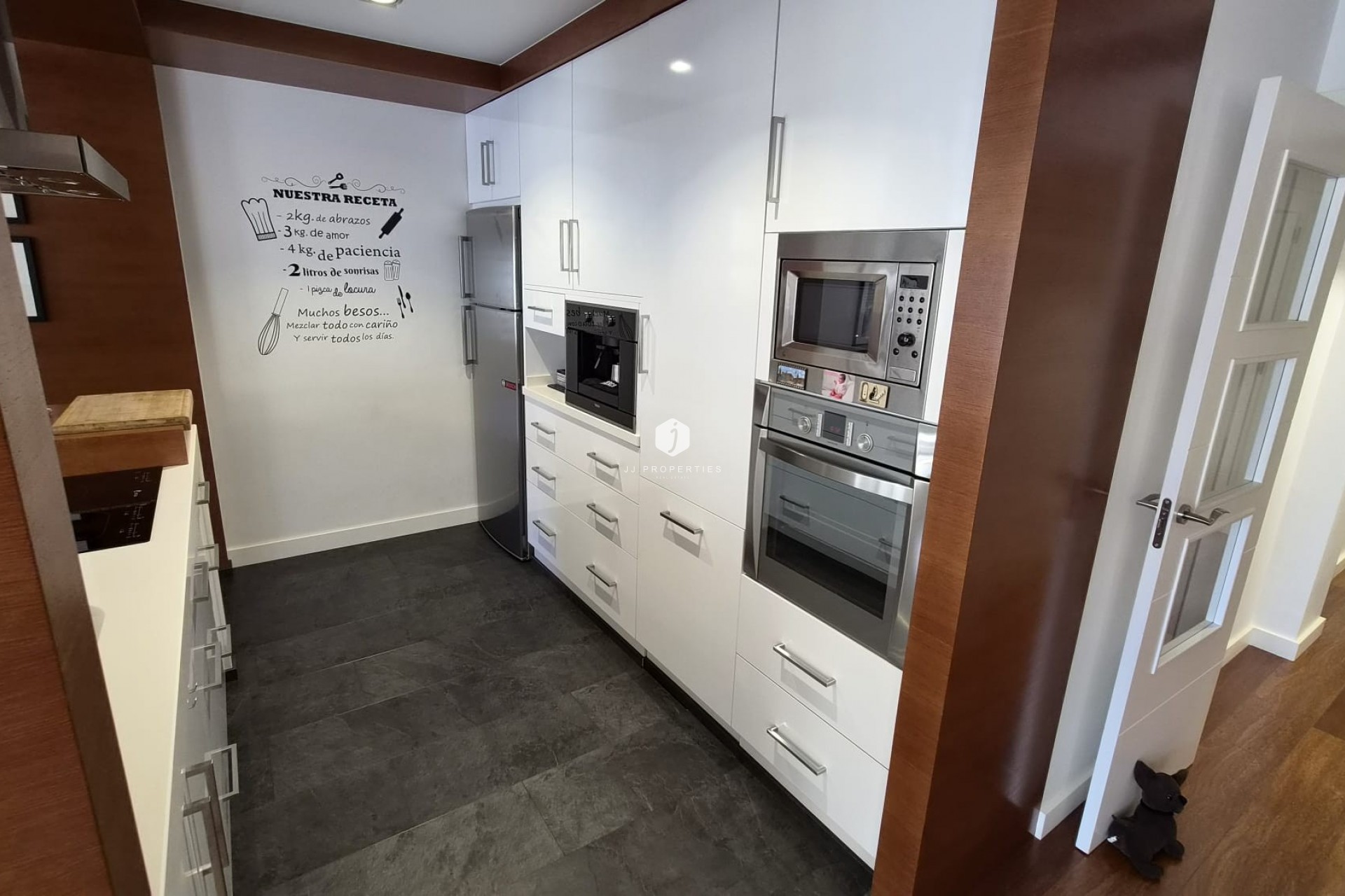 Resale - Apartment / flat -
Torrevieja - Costa Blanca