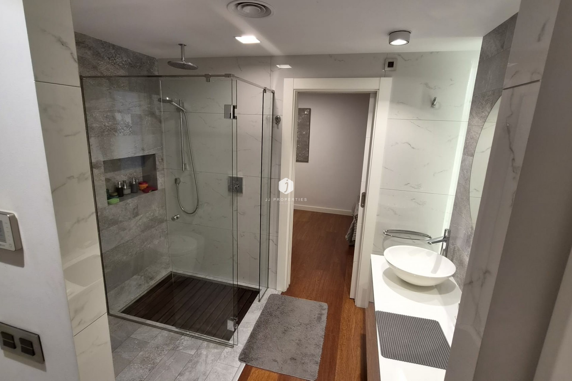 Resale - Apartment / flat -
Torrevieja - Costa Blanca