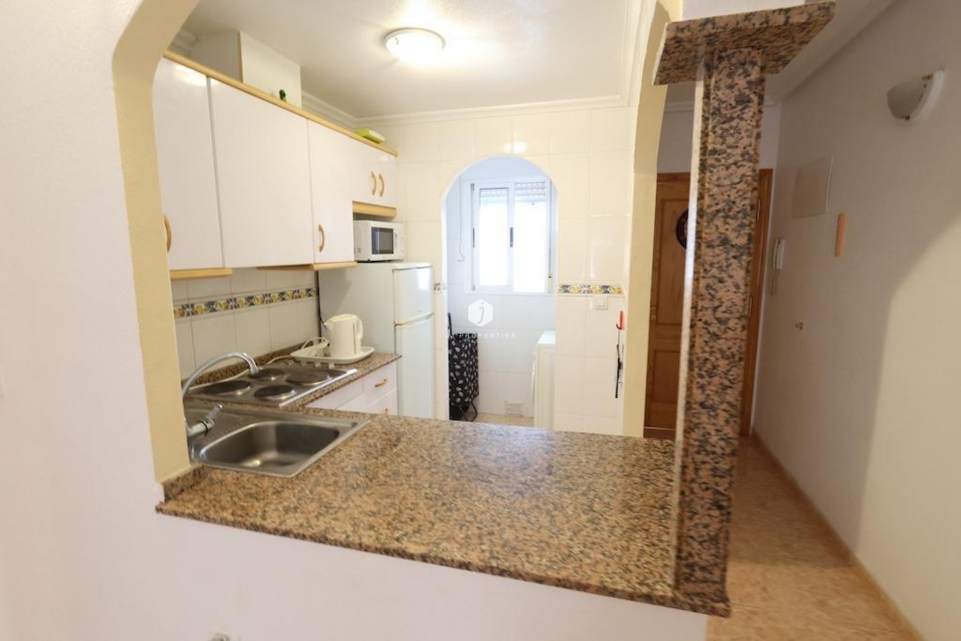 Resale - Apartment / flat -
Torrevieja - Costa Blanca