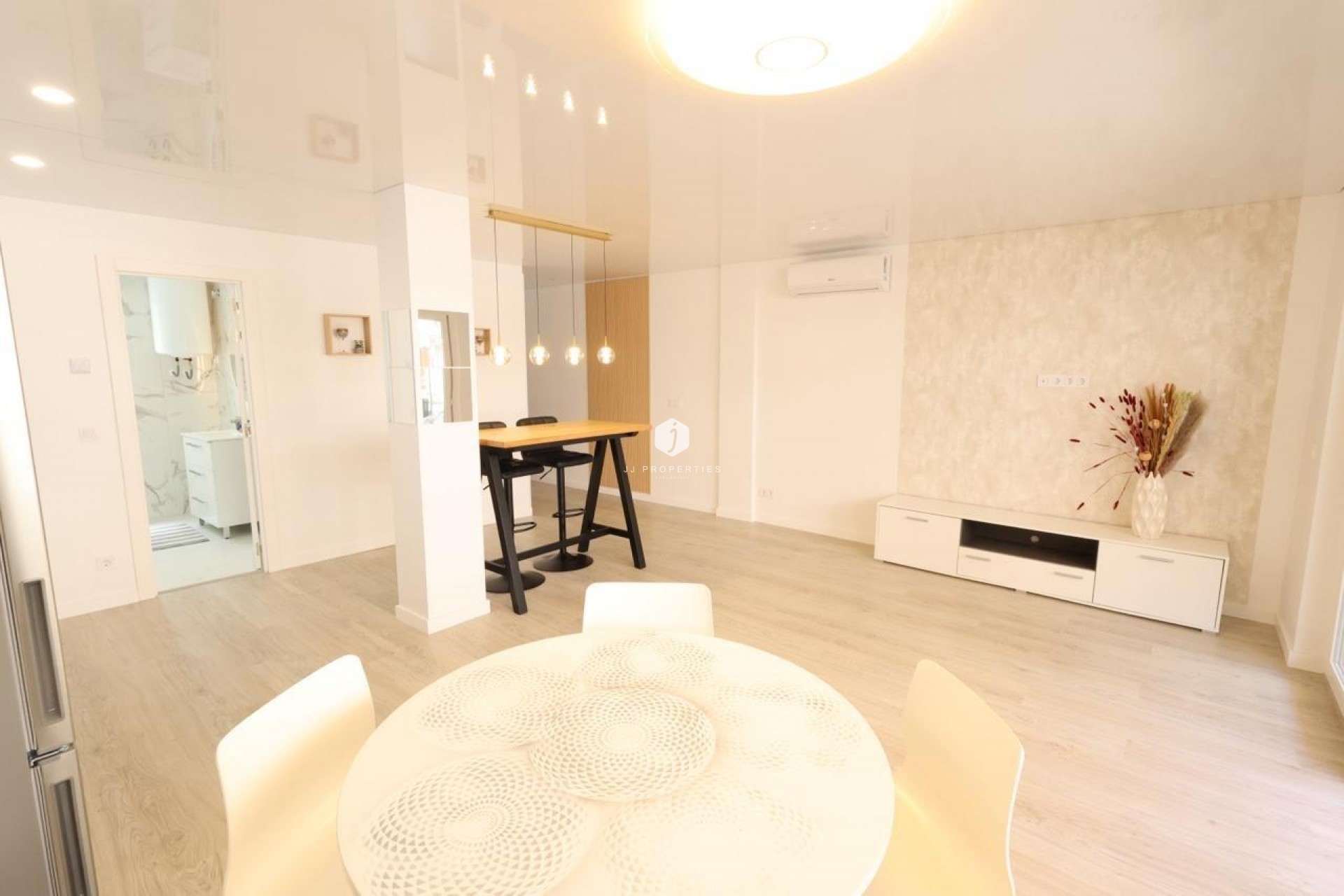 Resale - Apartment / flat -
Torrevieja - Costa Blanca