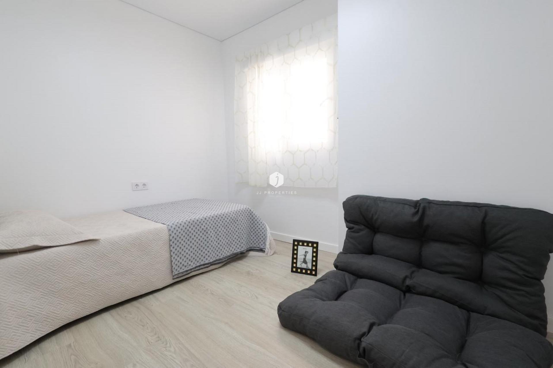 Resale - Apartment / flat -
Torrevieja - Costa Blanca