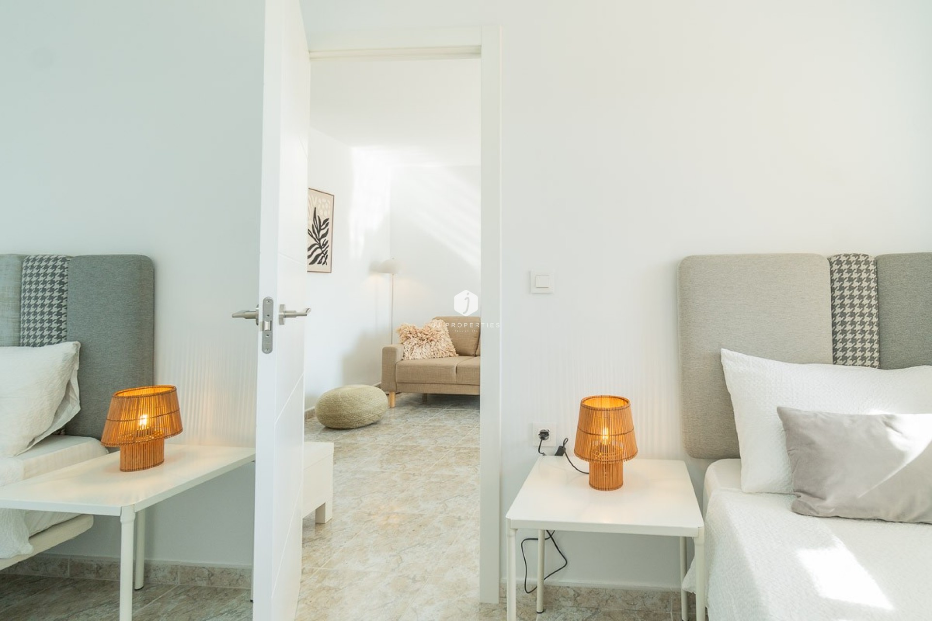 Resale - Apartment / flat -
Torrevieja - Costa Blanca
