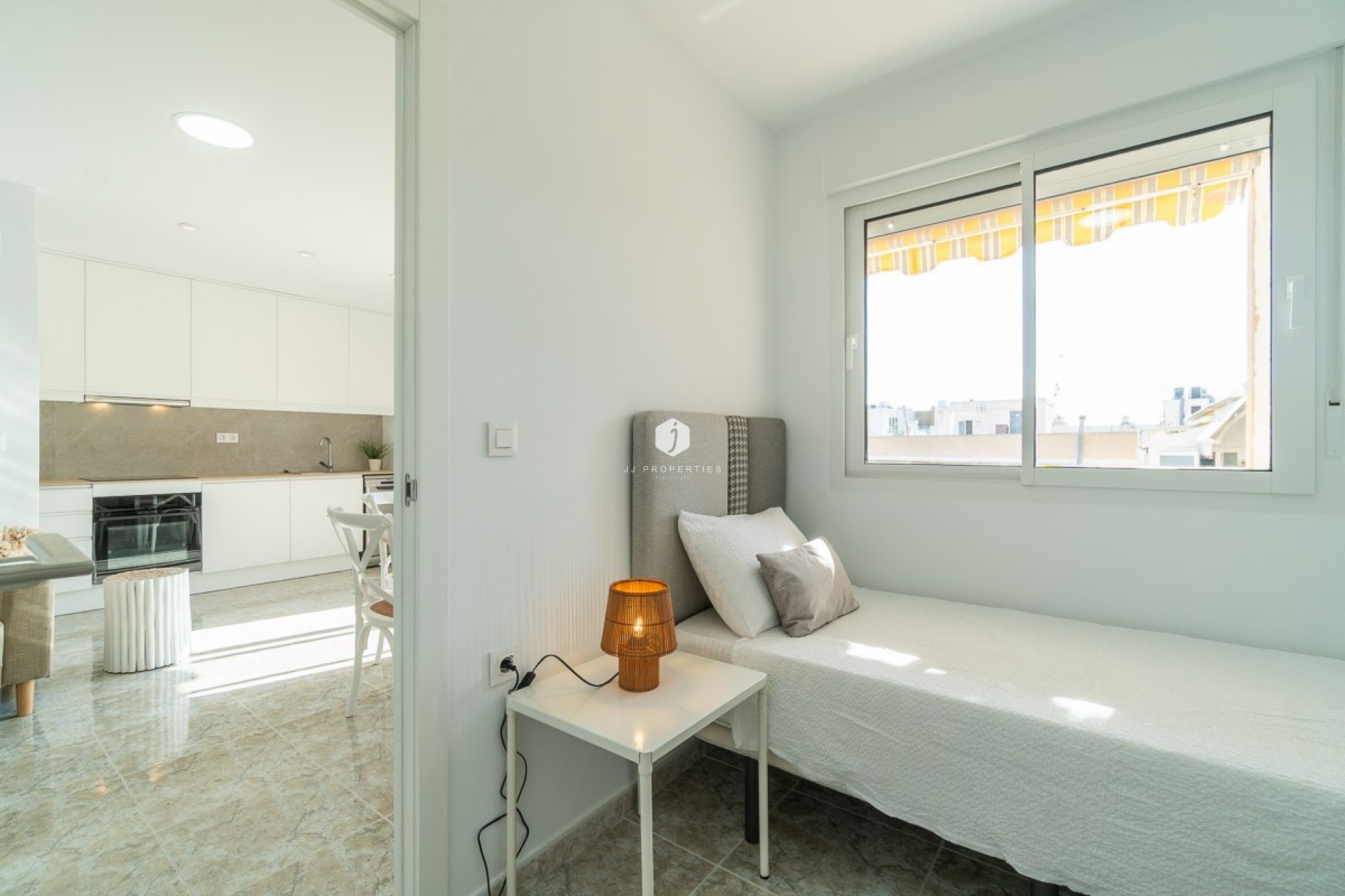 Resale - Apartment / flat -
Torrevieja - Costa Blanca