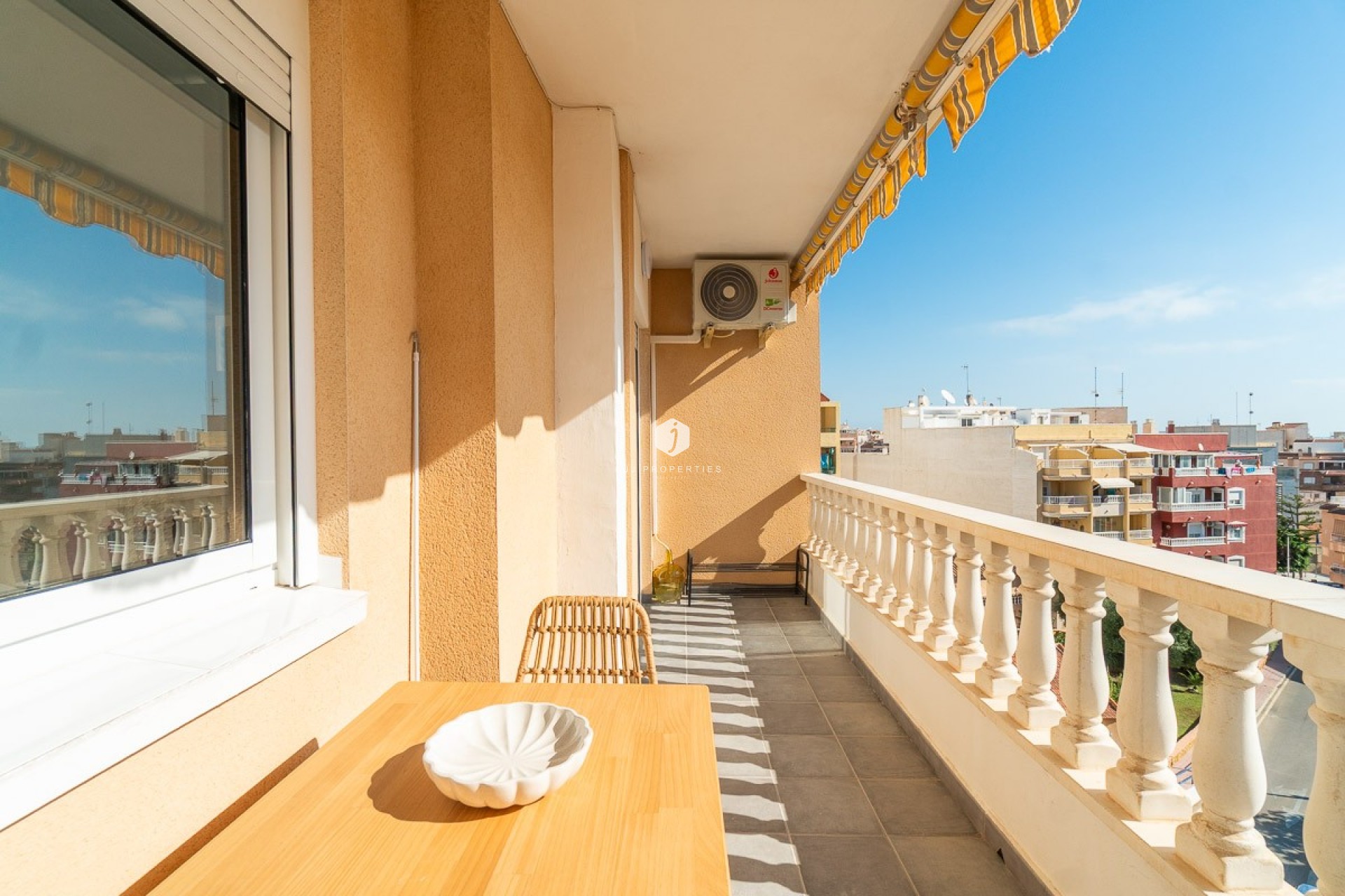 Resale - Apartment / flat -
Torrevieja - Costa Blanca