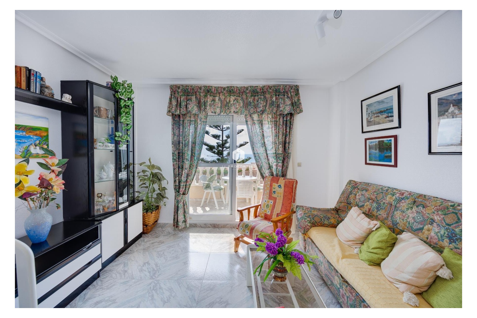 Resale - Apartment / flat -
Torrevieja - Costa Blanca