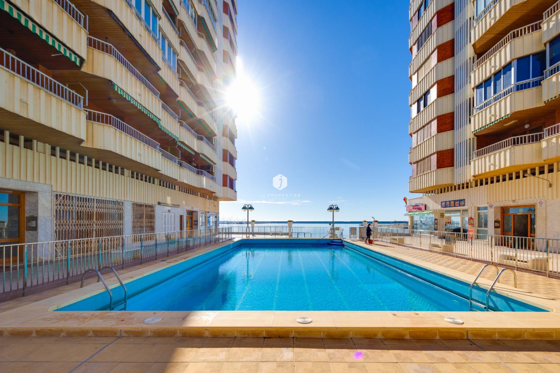 Resale - Apartment / flat -
Torrevieja - Costa Blanca