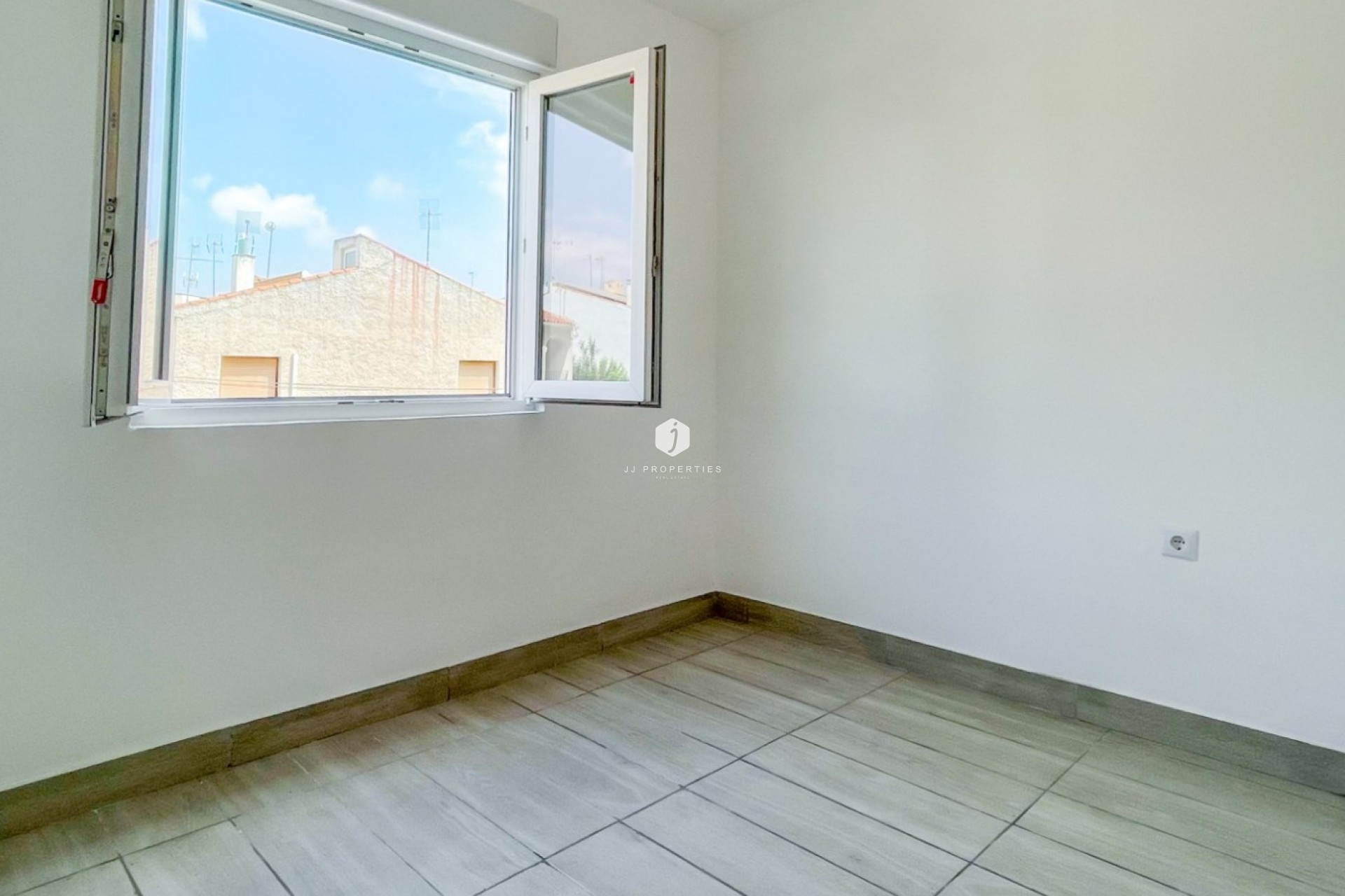 Resale - Apartment / flat -
Torrevieja - Costa Blanca