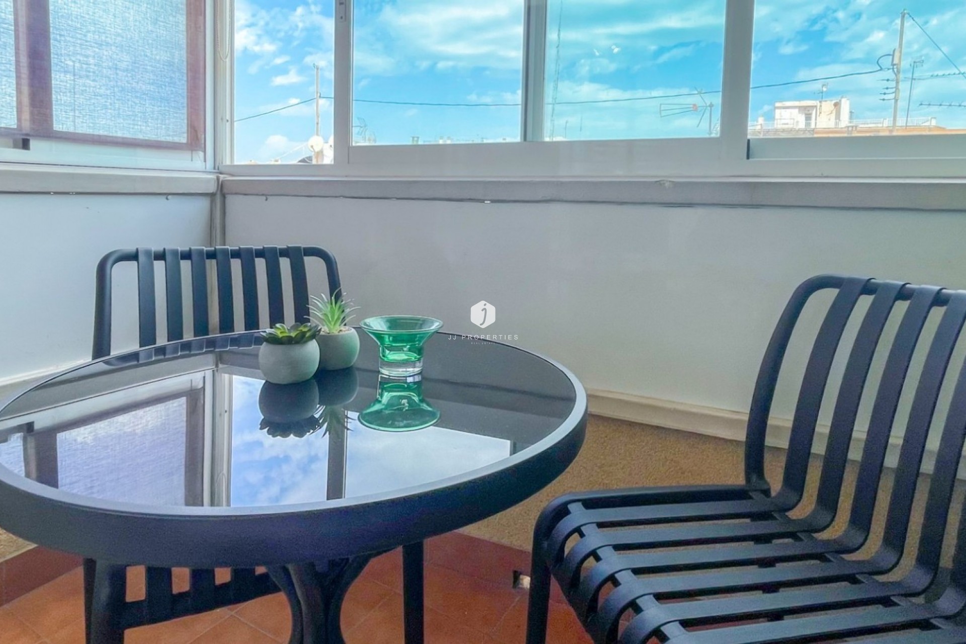 Resale - Apartment / flat -
Torrevieja - Costa Blanca