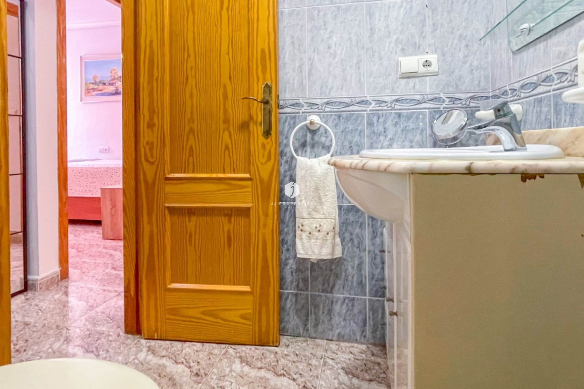 Resale - Apartment / flat -
Torrevieja - Costa Blanca