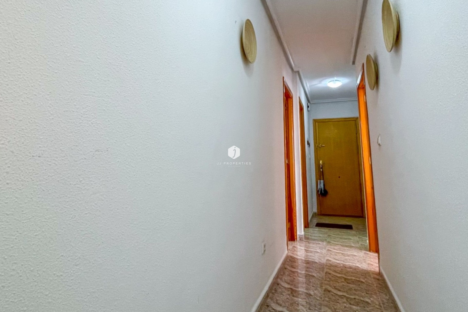 Resale - Apartment / flat -
Torrevieja - Costa Blanca