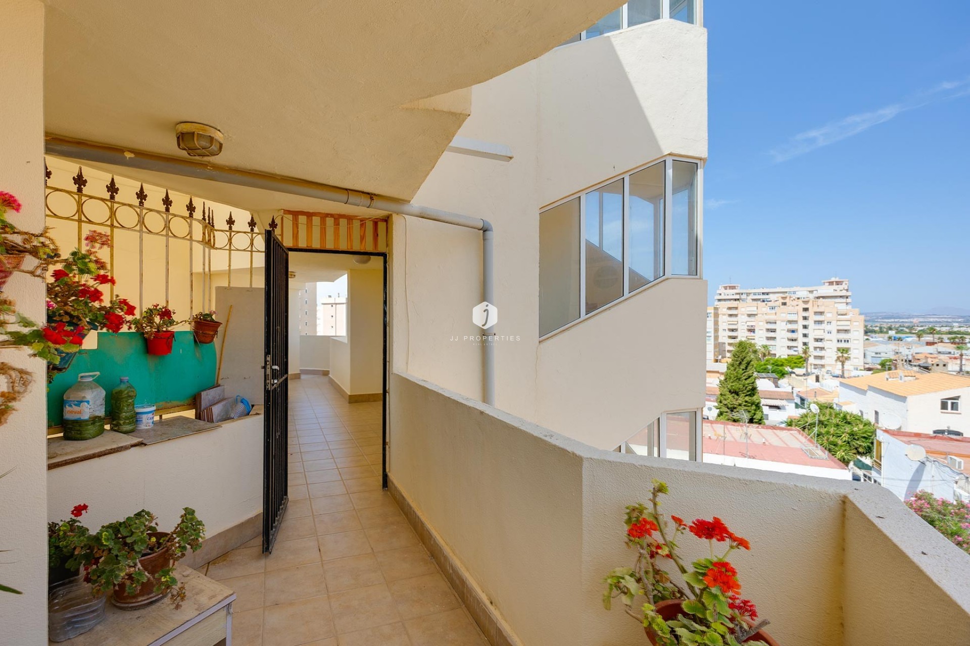 Resale - Apartment / flat -
Torrevieja - Costa Blanca