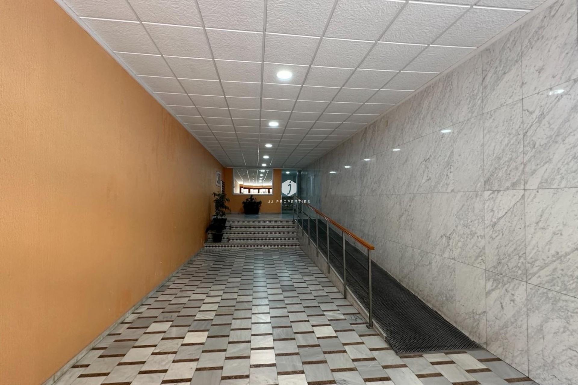 Resale - Apartment / flat -
Torrevieja - Costa Blanca