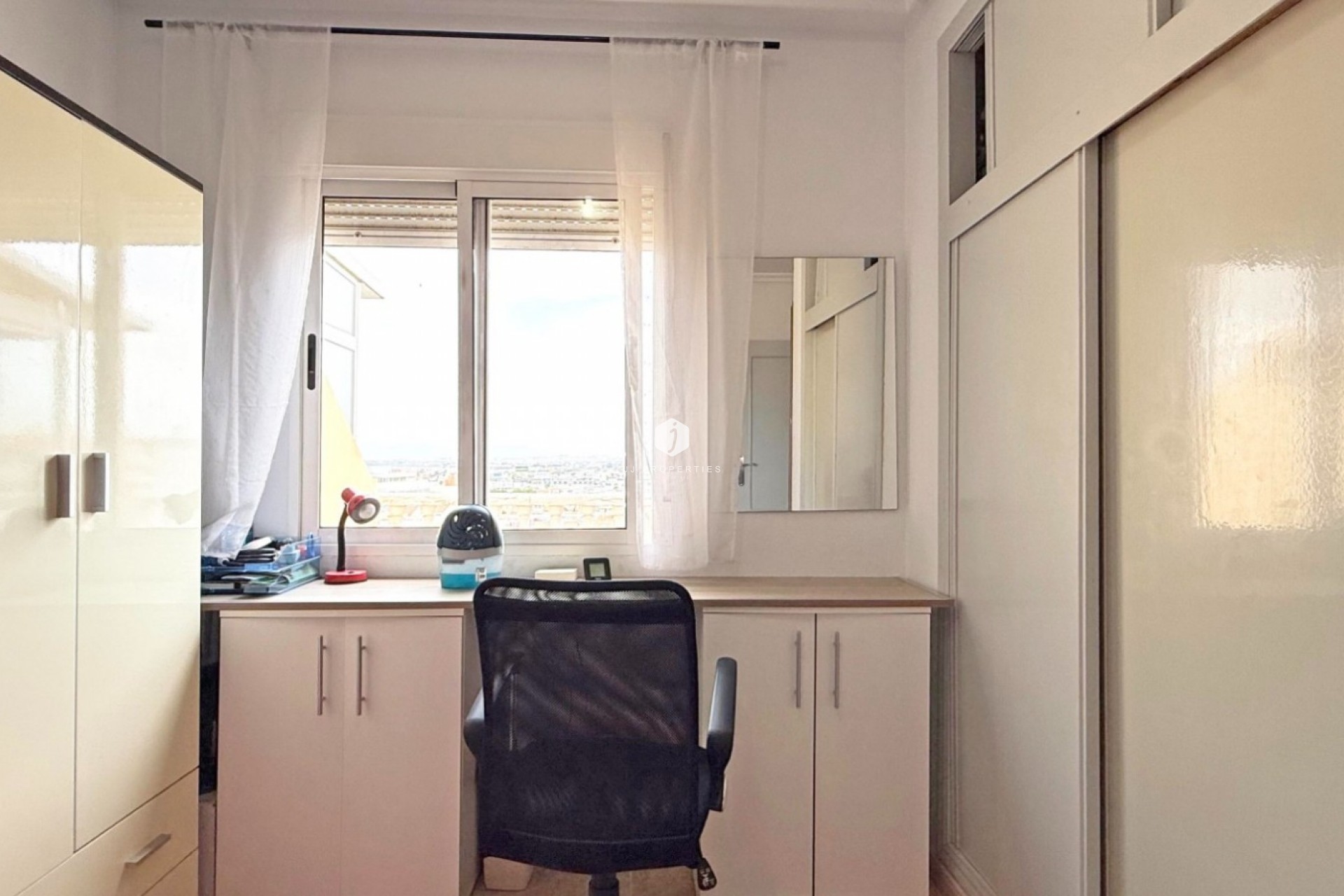 Resale - Apartment / flat -
Torrevieja - Costa Blanca