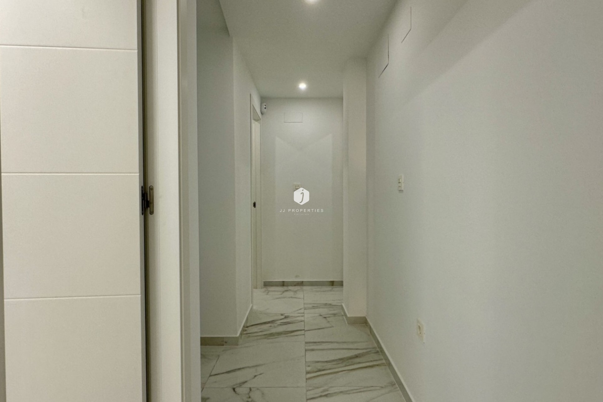 Resale - Apartment / flat -
Torrevieja - Costa Blanca