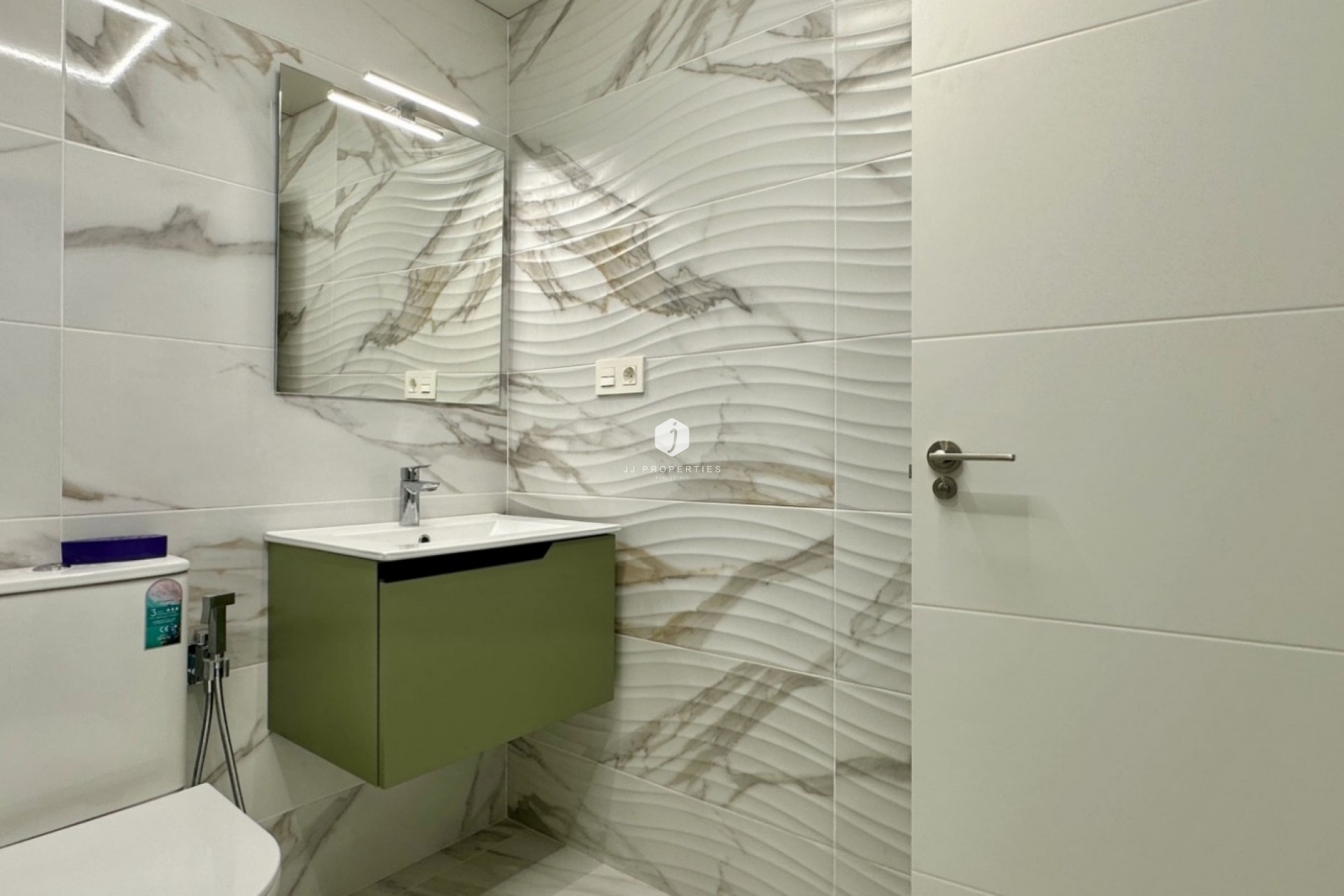Resale - Apartment / flat -
Torrevieja - Costa Blanca