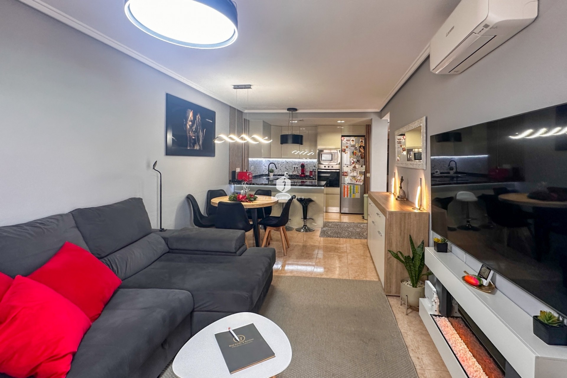 Resale - Apartment / flat -
Torrevieja - Costa Blanca