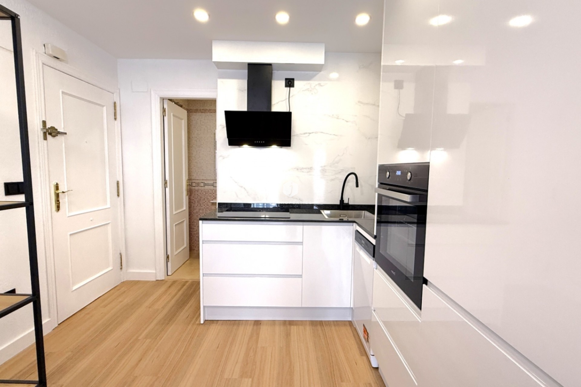 Resale - Apartment / flat -
Torrevieja - Costa Blanca
