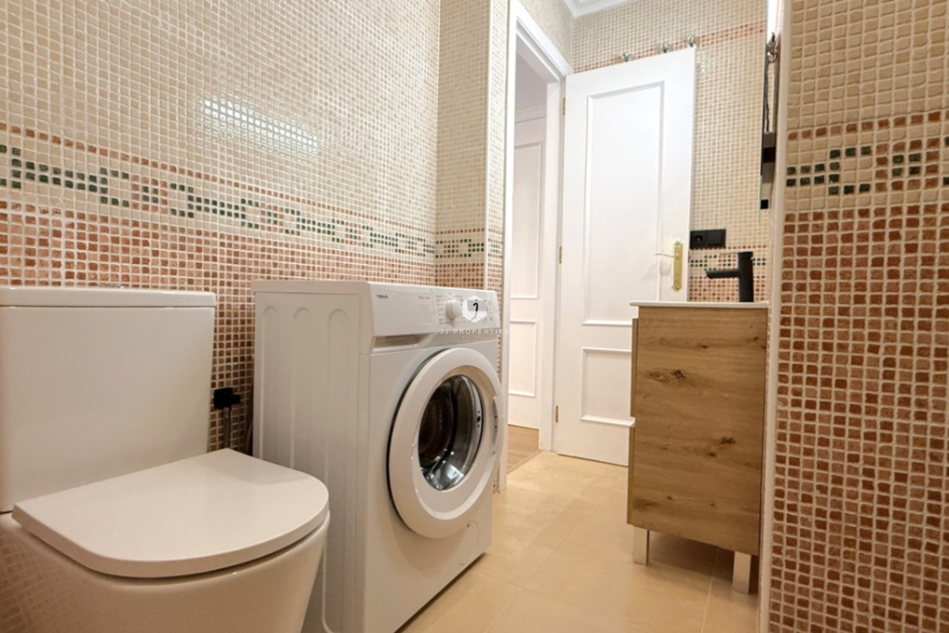 Resale - Apartment / flat -
Torrevieja - Costa Blanca
