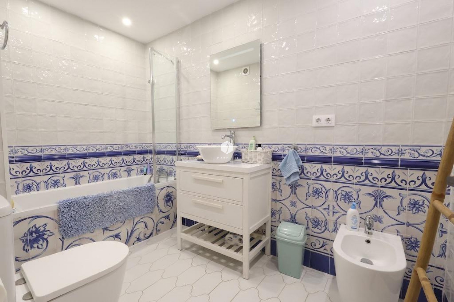 Resale - Apartment / flat -
Torrevieja - Costa Blanca