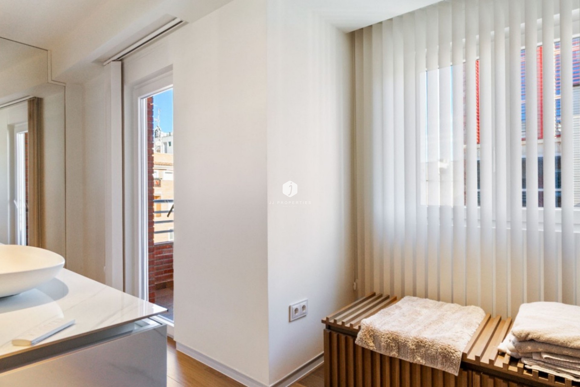 Resale - Apartment / flat -
Torrevieja - Costa Blanca