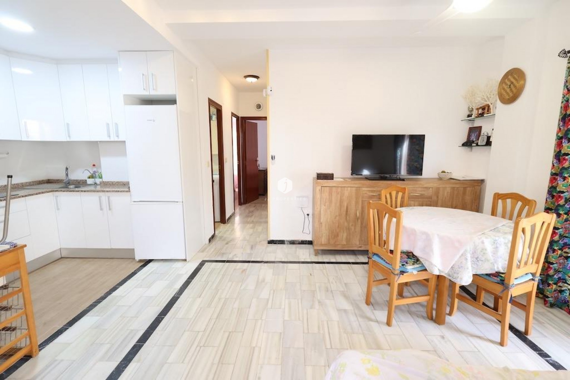 Resale - Apartment / flat -
Torrevieja - Costa Blanca