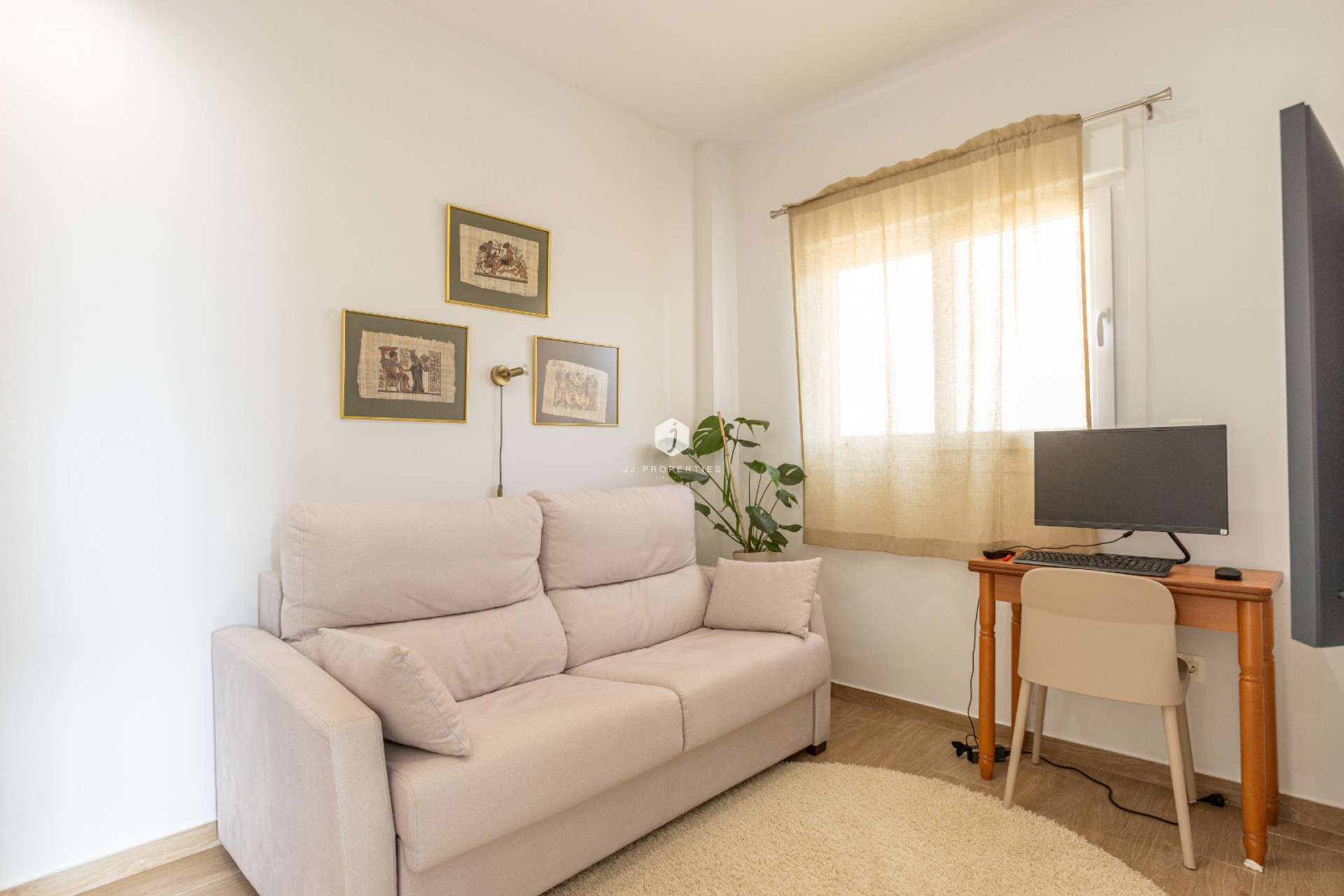 Resale - Apartment / flat -
Torrevieja - Costa Blanca