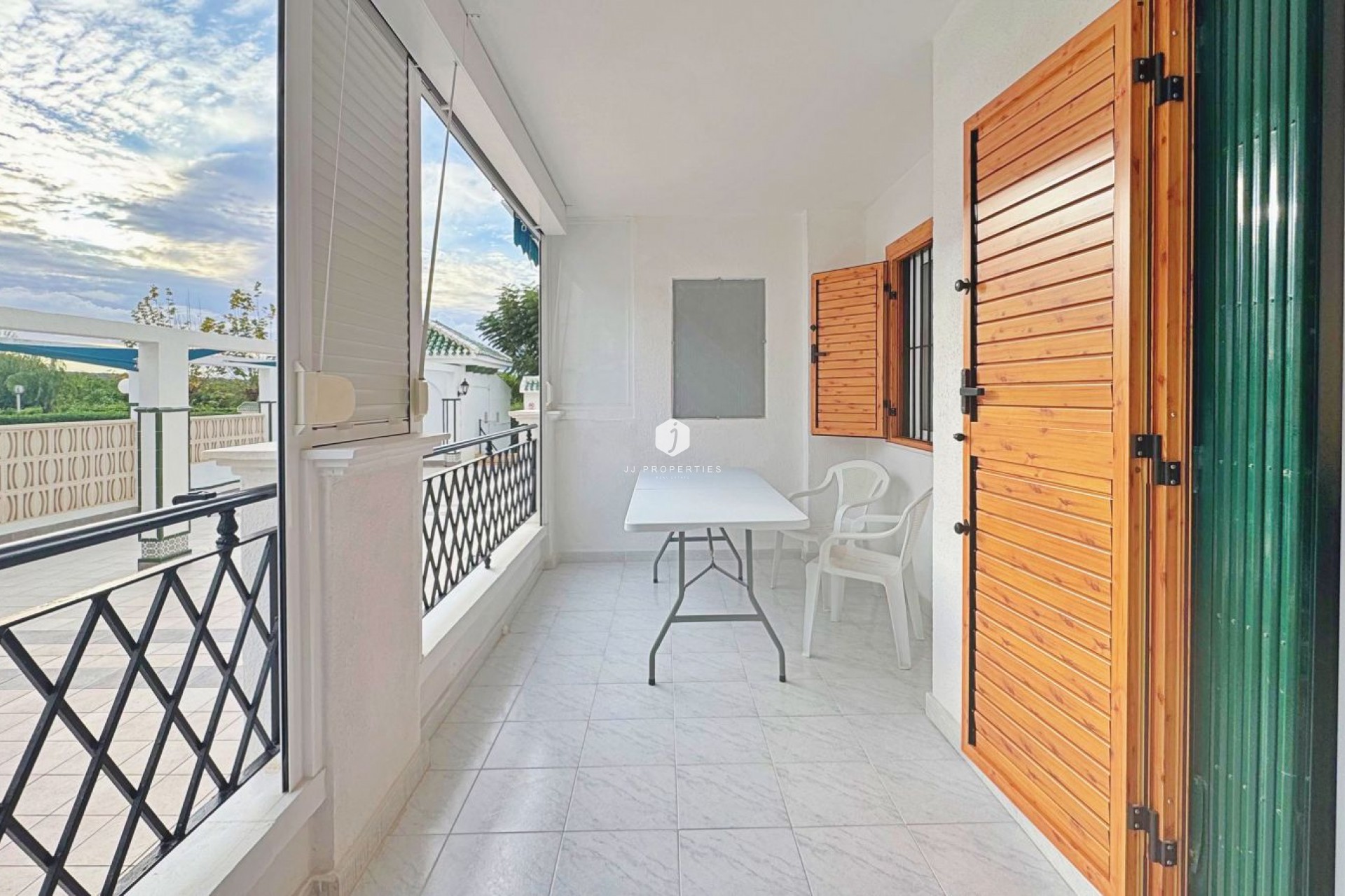 Resale - Apartment / flat -
Torrevieja - Costa Blanca