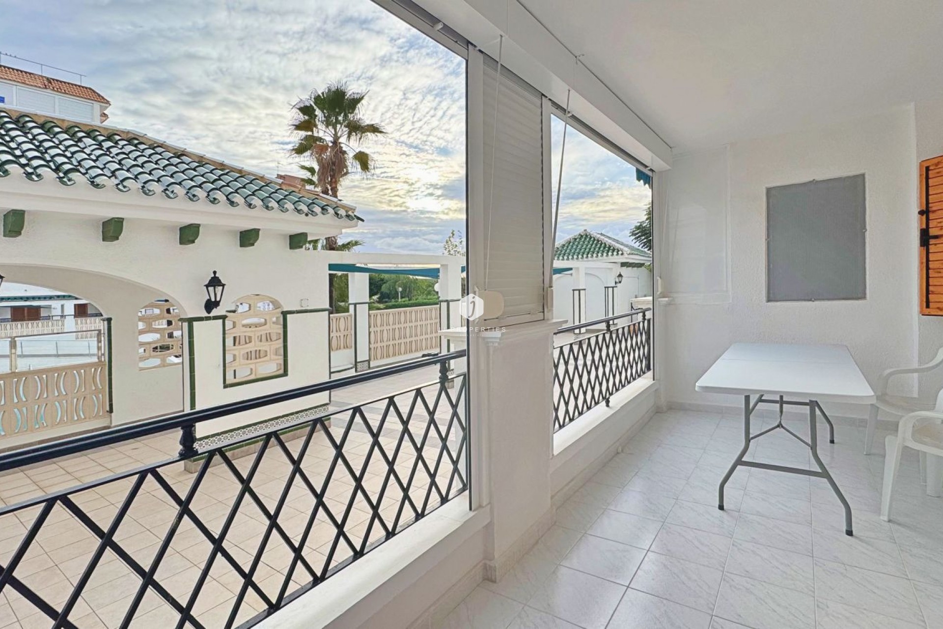 Resale - Apartment / flat -
Torrevieja - Costa Blanca