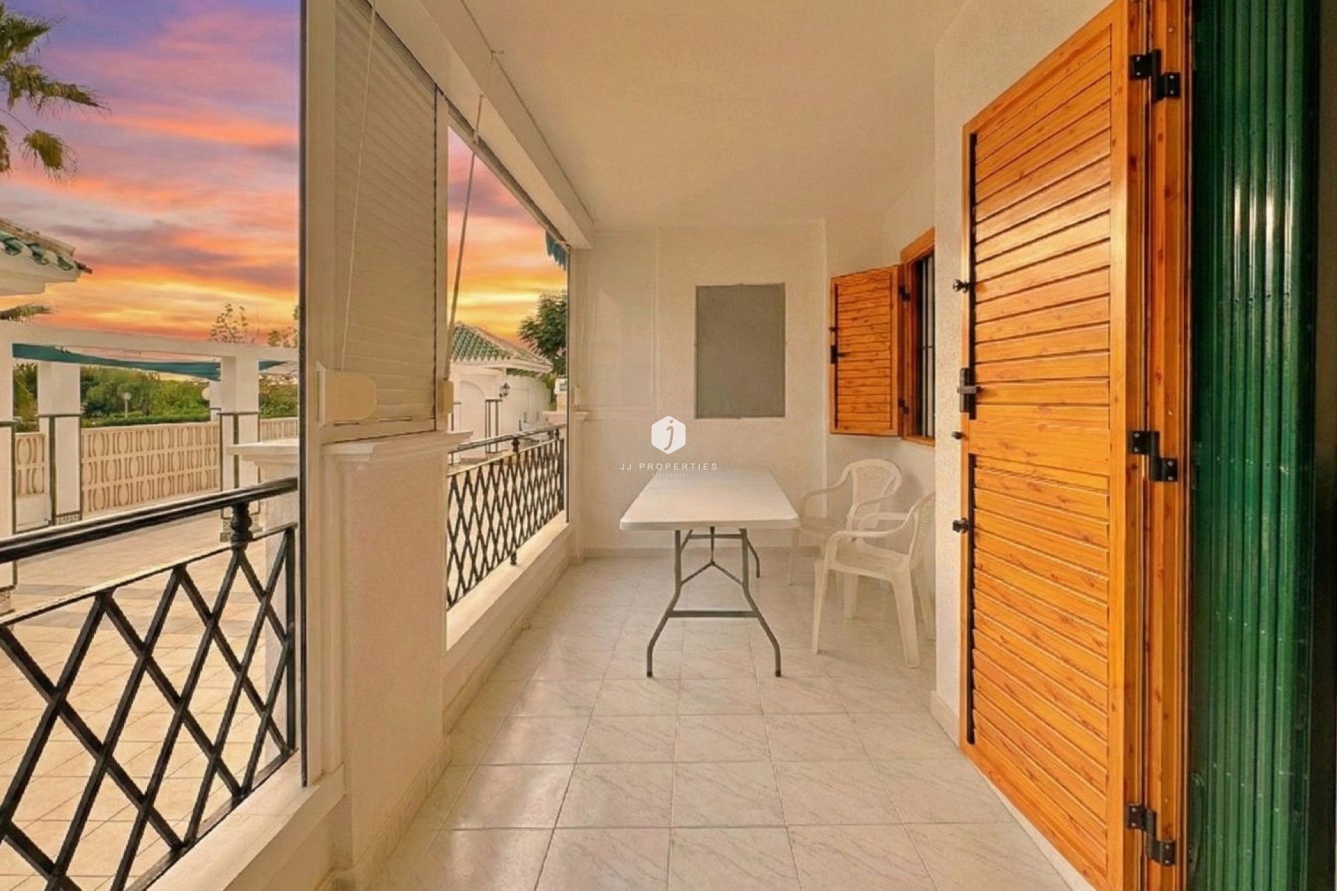 Resale - Apartment / flat -
Torrevieja - Costa Blanca