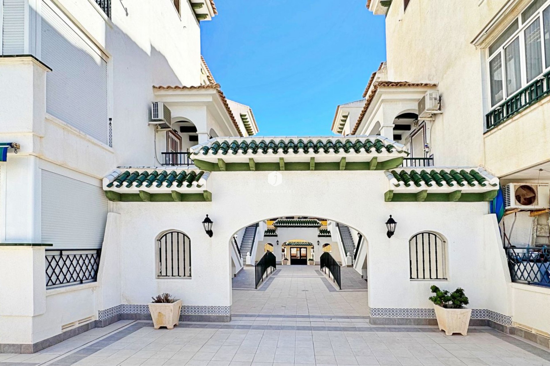 Resale - Apartment / flat -
Torrevieja - Costa Blanca