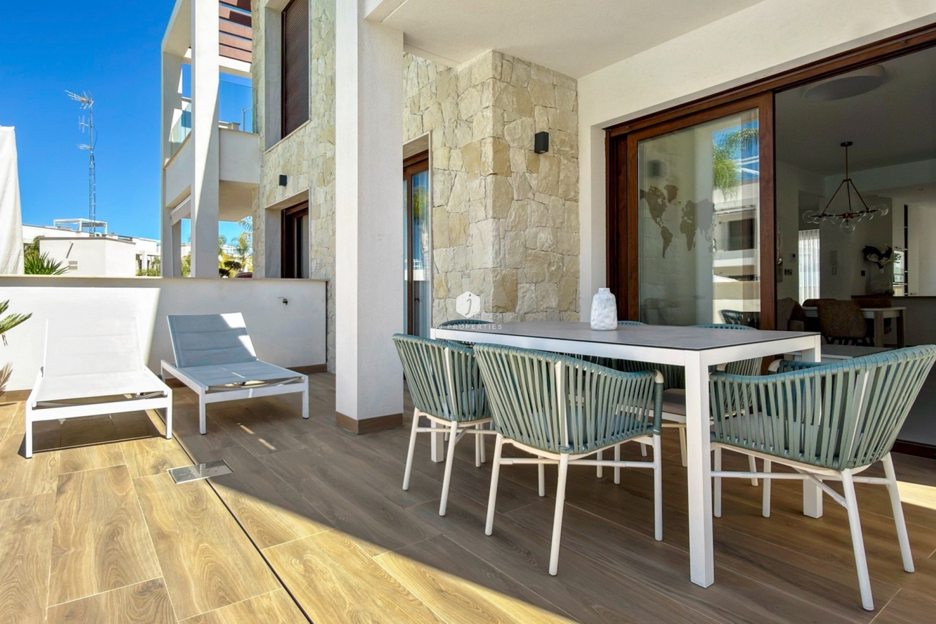 Resale - Apartment / flat -
Torrevieja - Costa Blanca