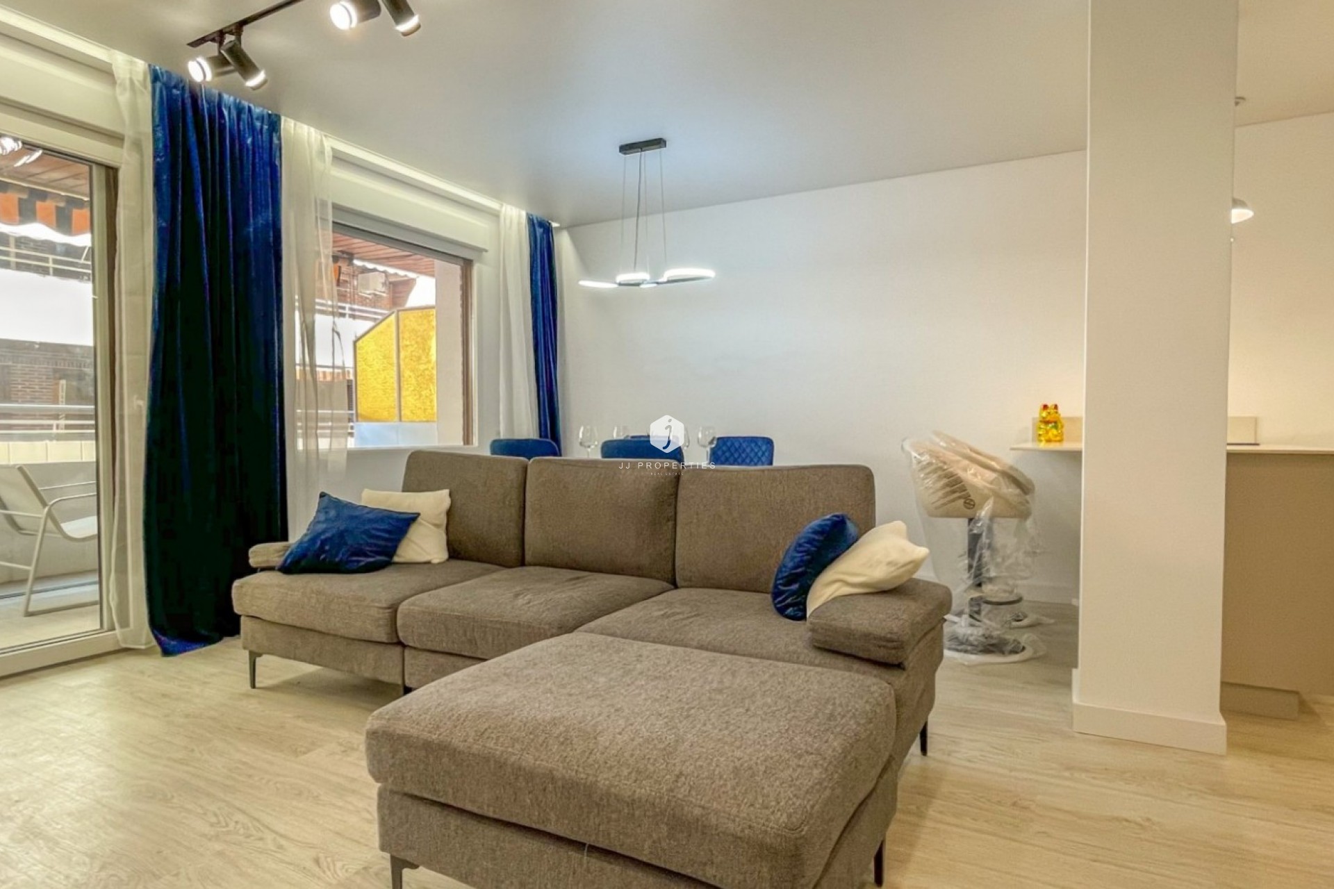 Resale - Apartment / flat -
Torrevieja - Costa Blanca