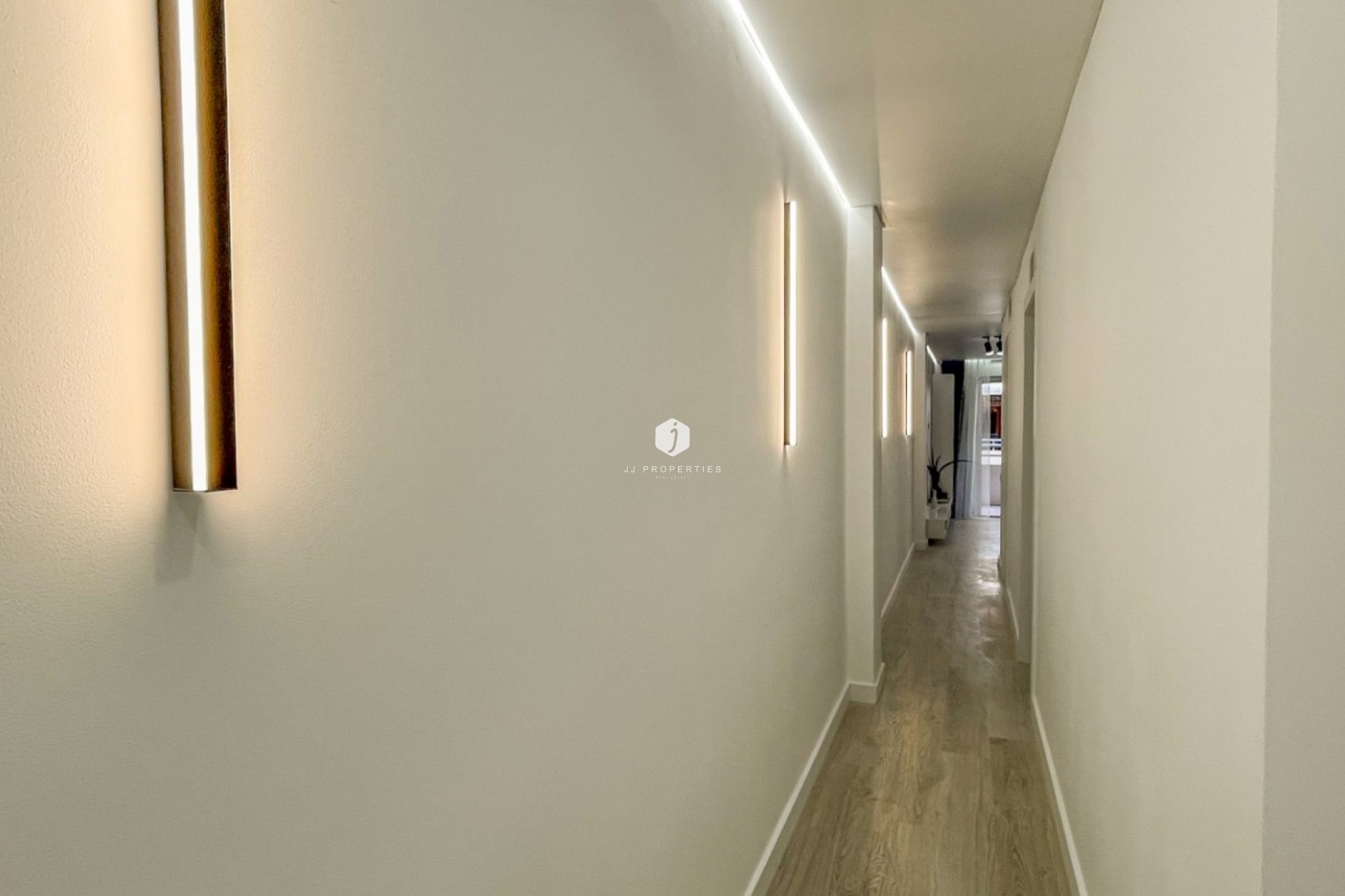 Resale - Apartment / flat -
Torrevieja - Costa Blanca