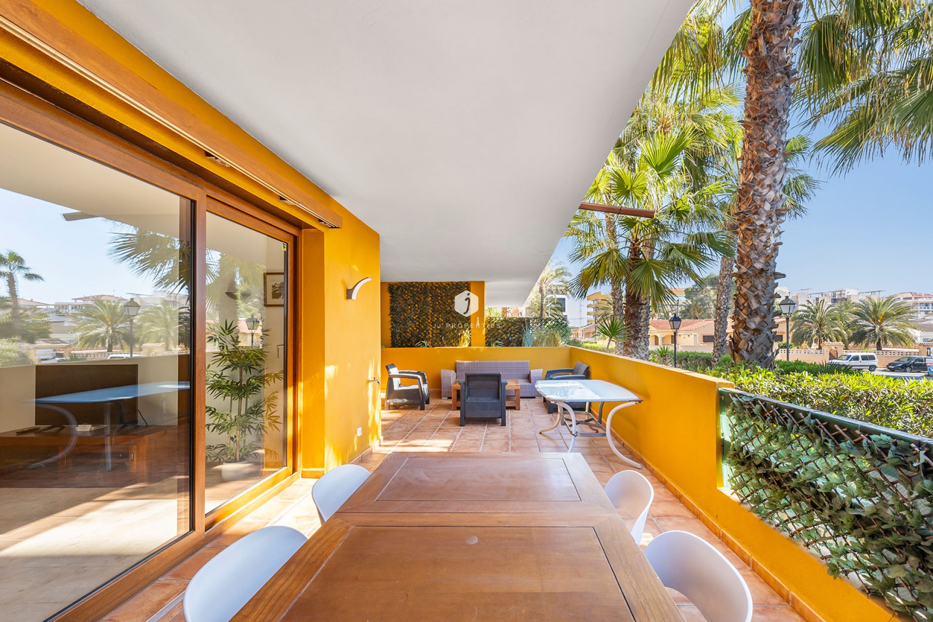 Resale - Apartment / flat -
Torrevieja - Costa Blanca