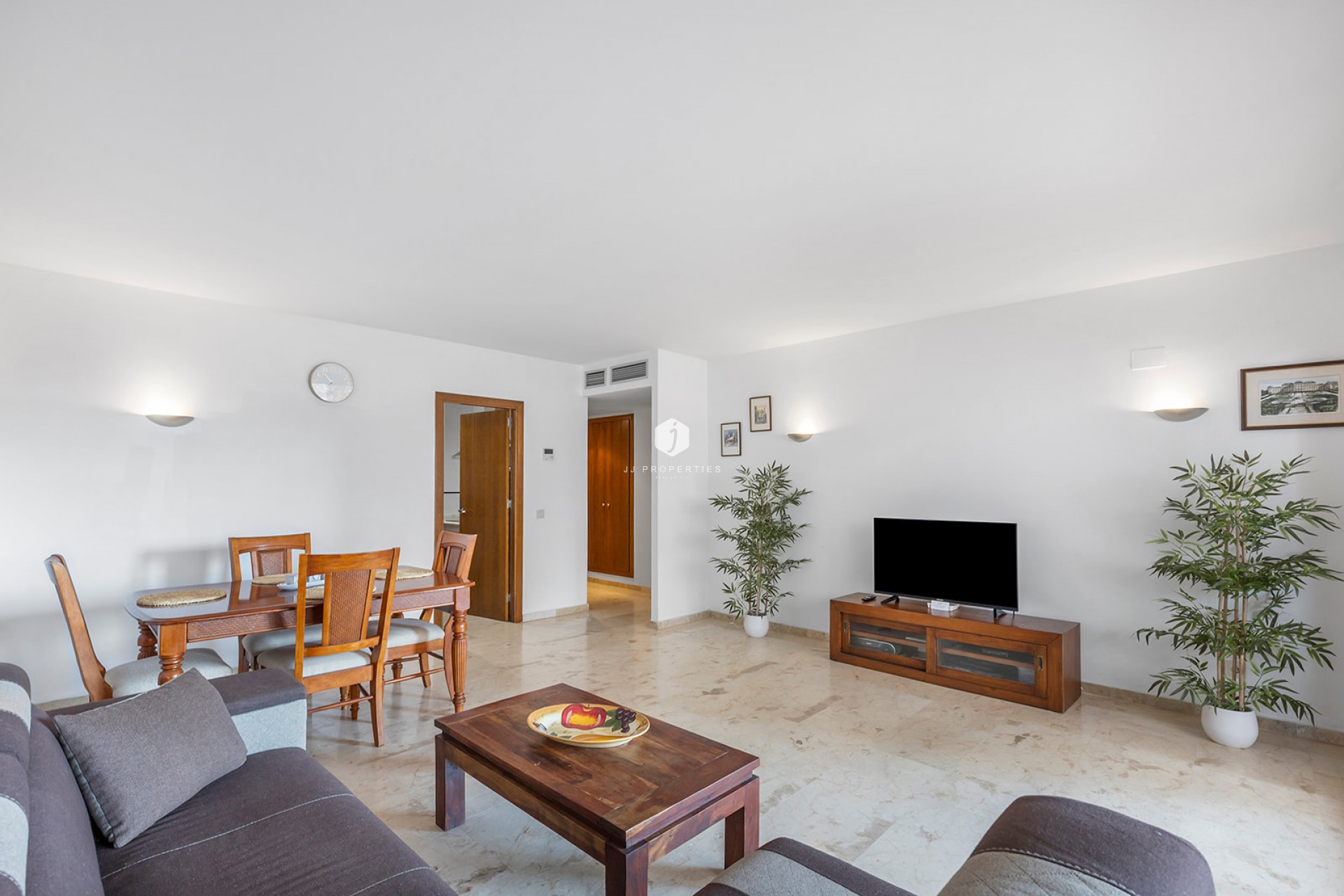 Resale - Apartment / flat -
Torrevieja - Costa Blanca