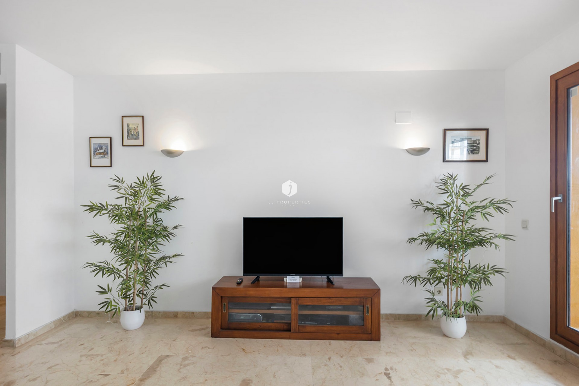 Resale - Apartment / flat -
Torrevieja - Costa Blanca
