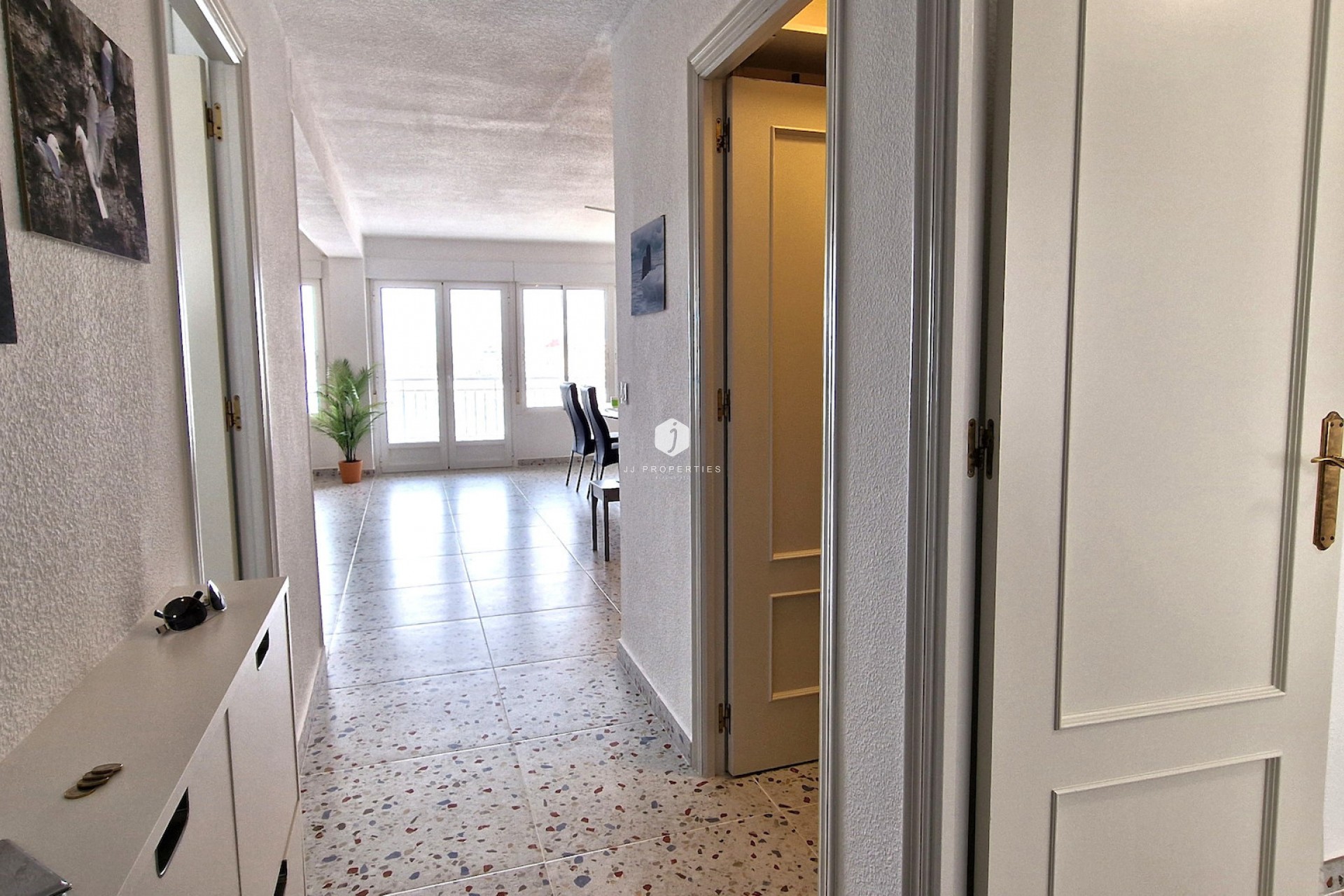 Resale - Apartment / flat -
Torrevieja - Costa Blanca