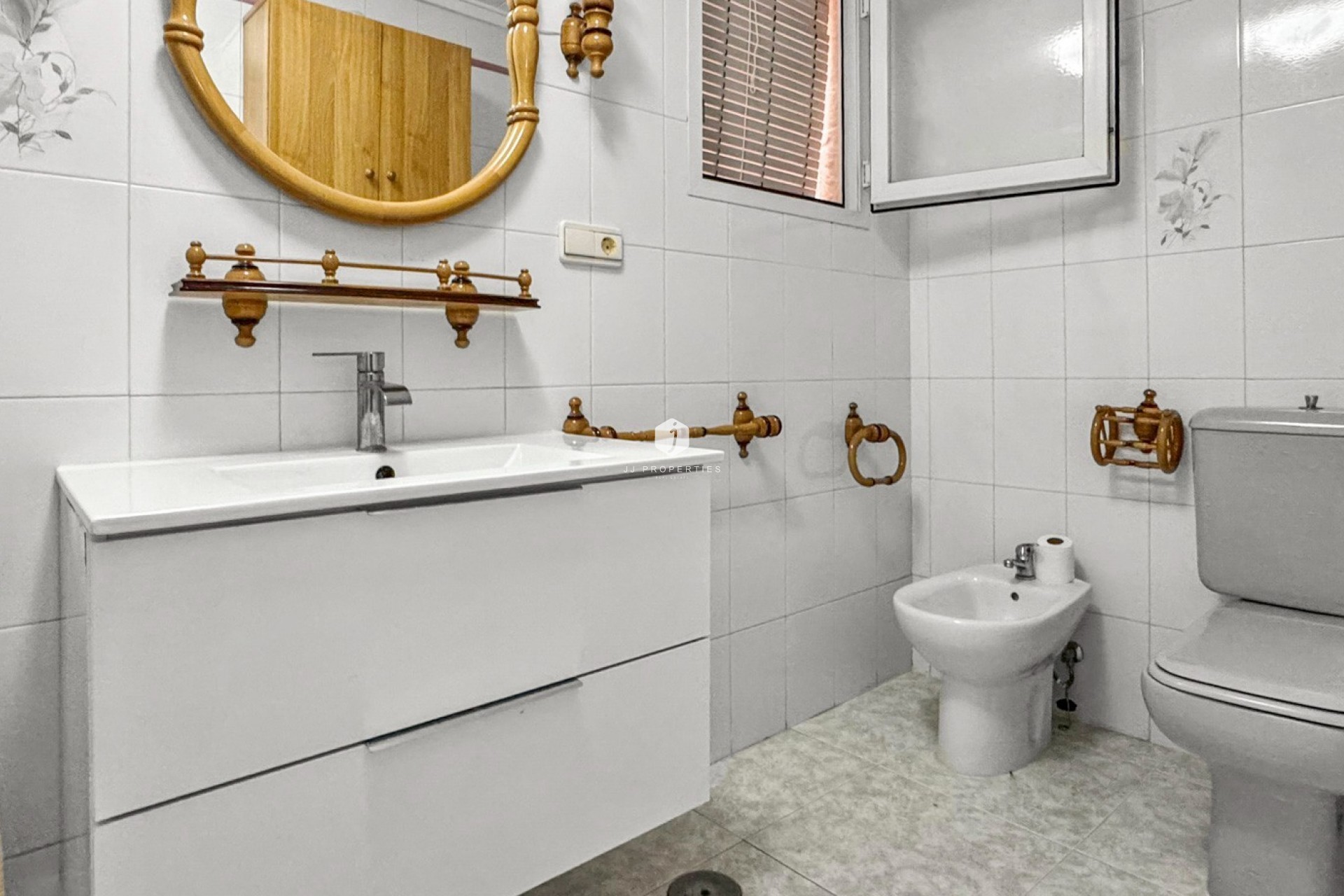 Resale - Apartment / flat -
Torrevieja - Costa Blanca