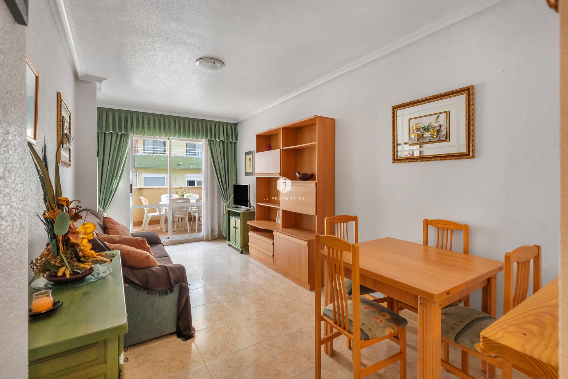 Resale - Apartment / flat -
Torrevieja - Costa Blanca