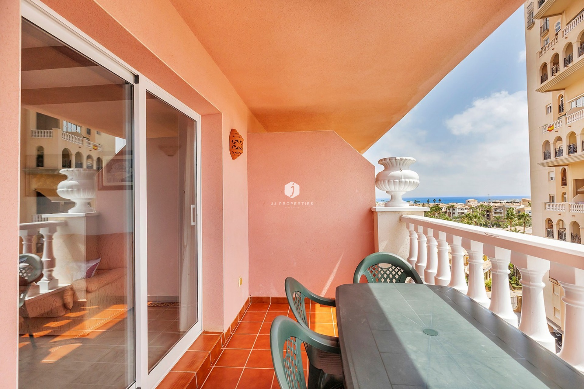 Resale - Apartment / flat -
Torrevieja - Costa Blanca