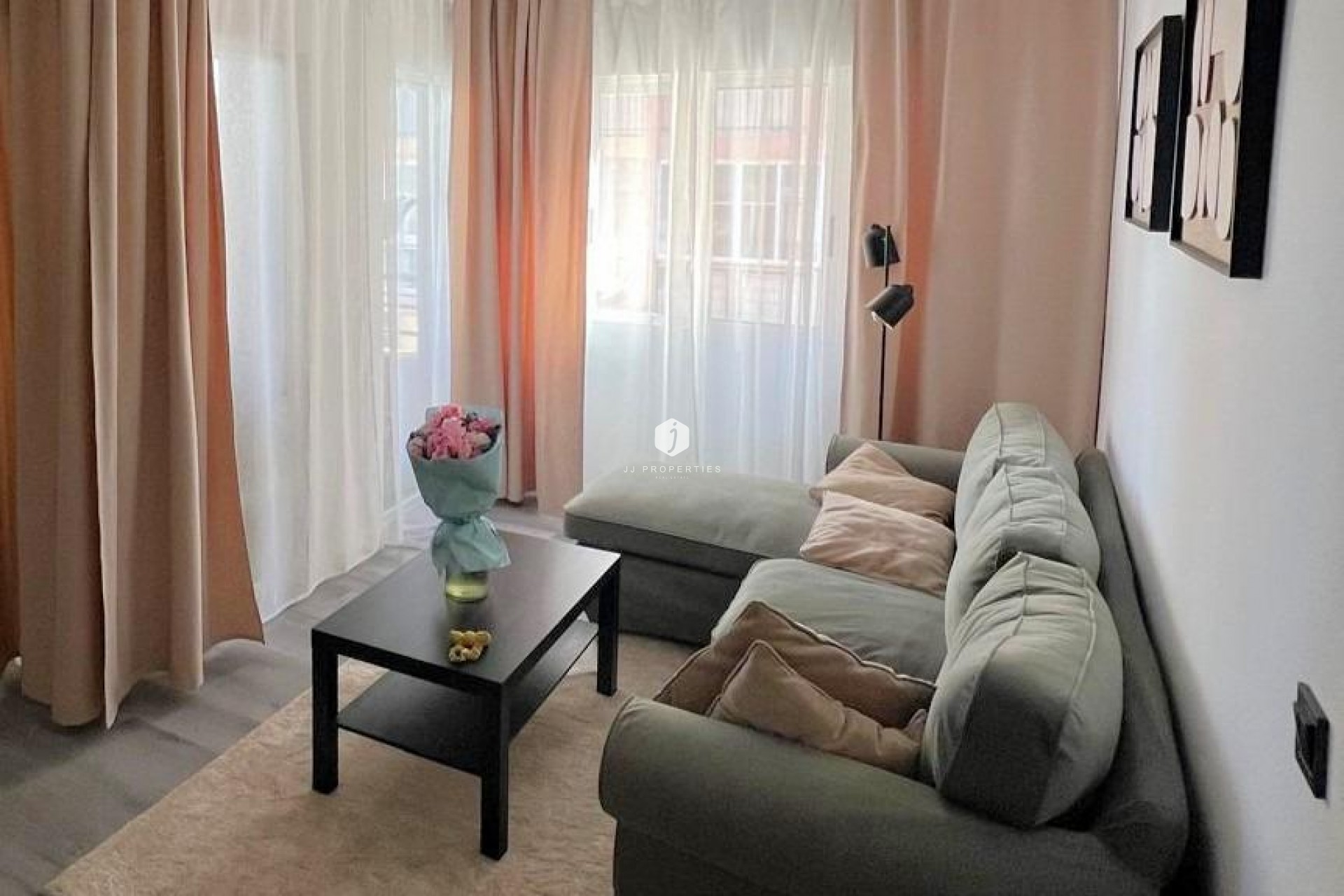 Resale - Apartment / flat -
Torrevieja - Curva Del Palangre