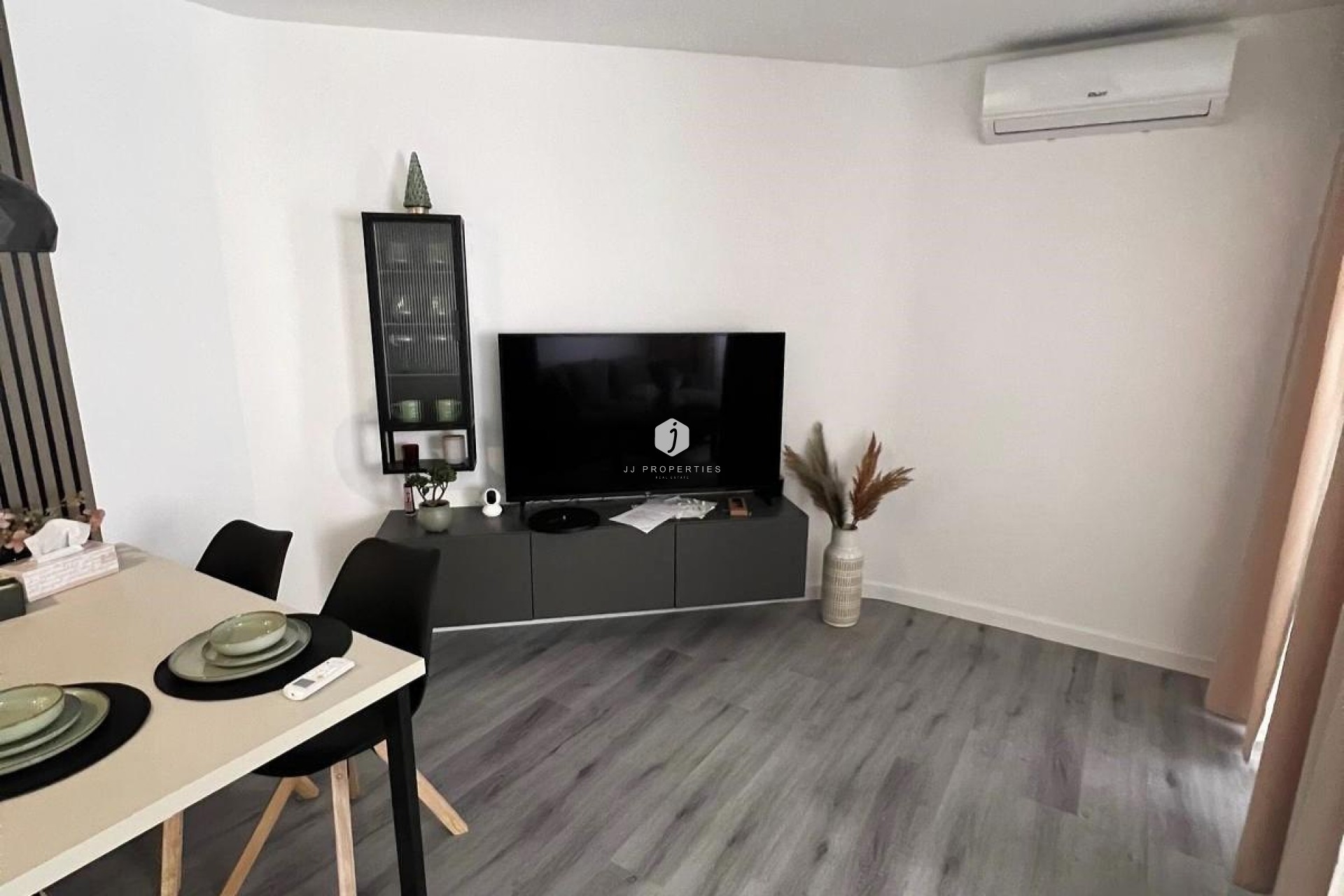 Resale - Apartment / flat -
Torrevieja - Curva Del Palangre